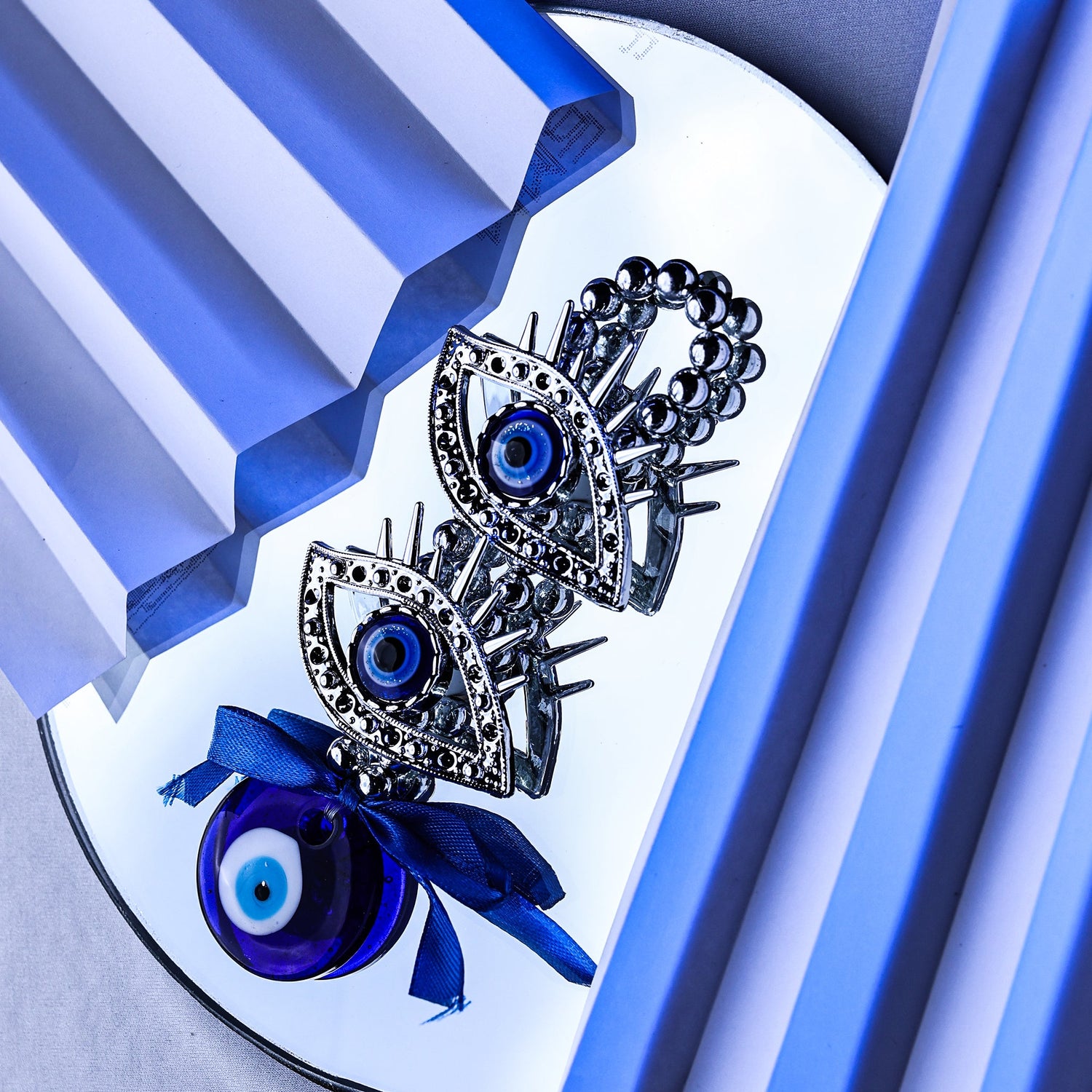 2 Eyelash with Evil Eye Hanging - Abhimantrit
