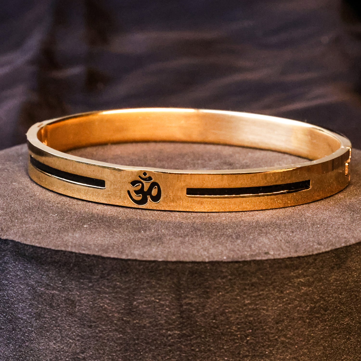 Om Pavitra Kada (IGP Gold Plating) - Abhimantrit