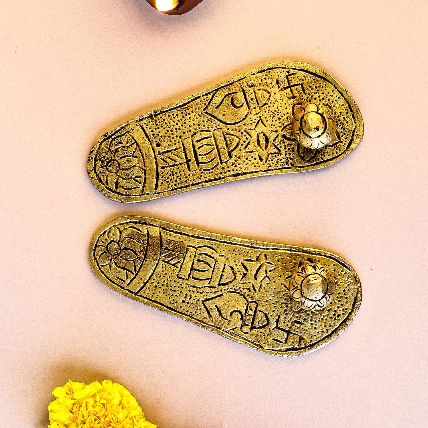 Brass Charan Paduka (Khadau) - Abhimantrit