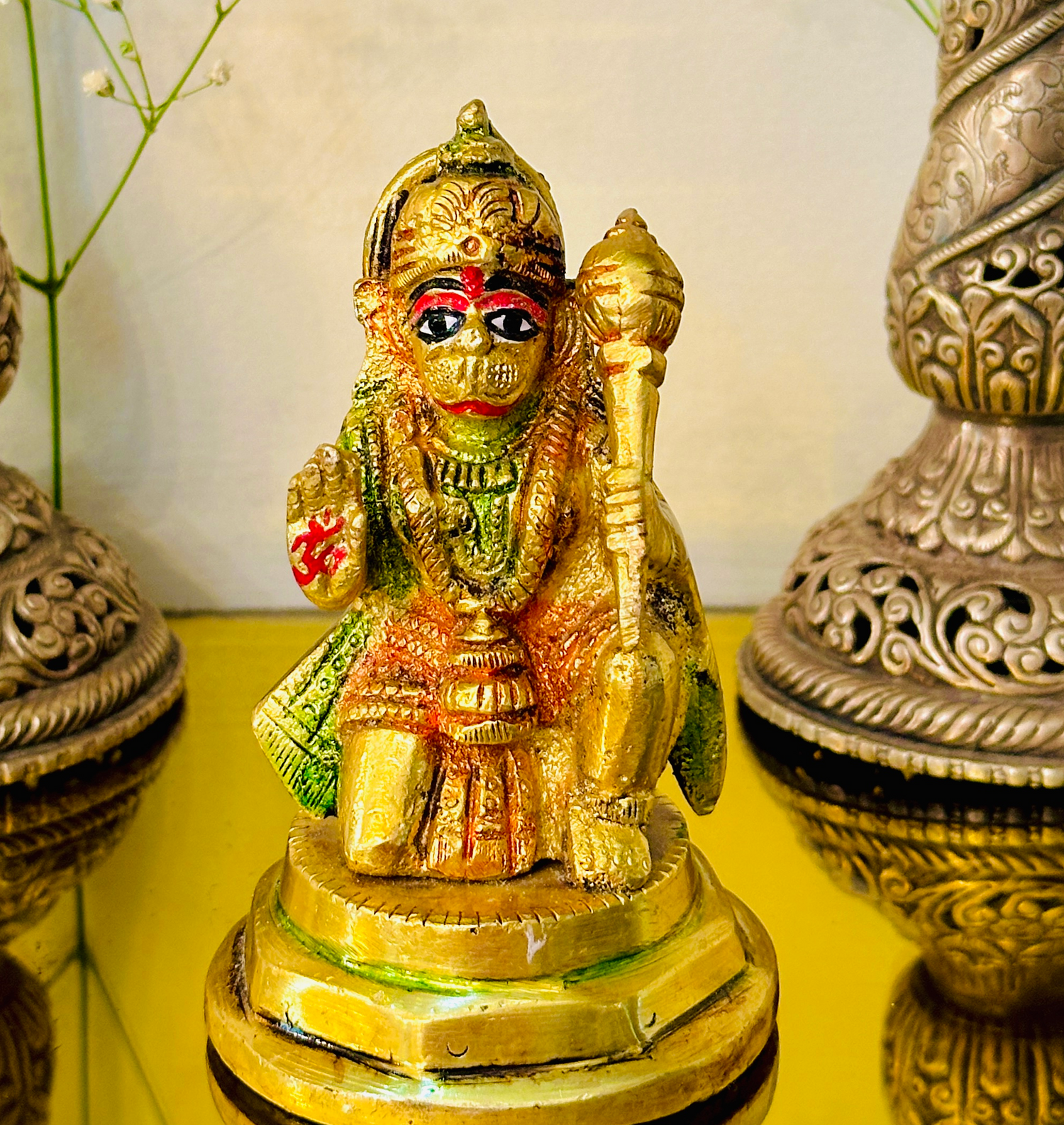 Brass Bajrangbali Idol (4inch) 510g - Abhimantrit