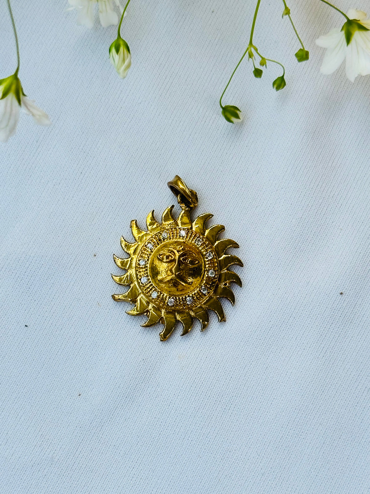 Sun Pendant - Abhimantrit & Certified