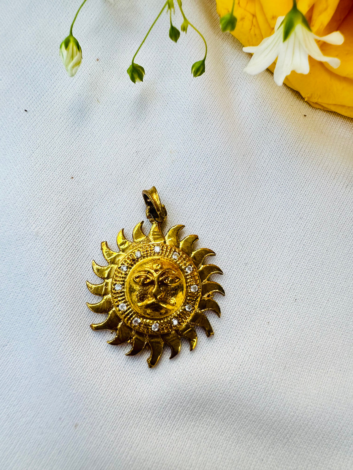 Sun Pendant - Abhimantrit & Certified
