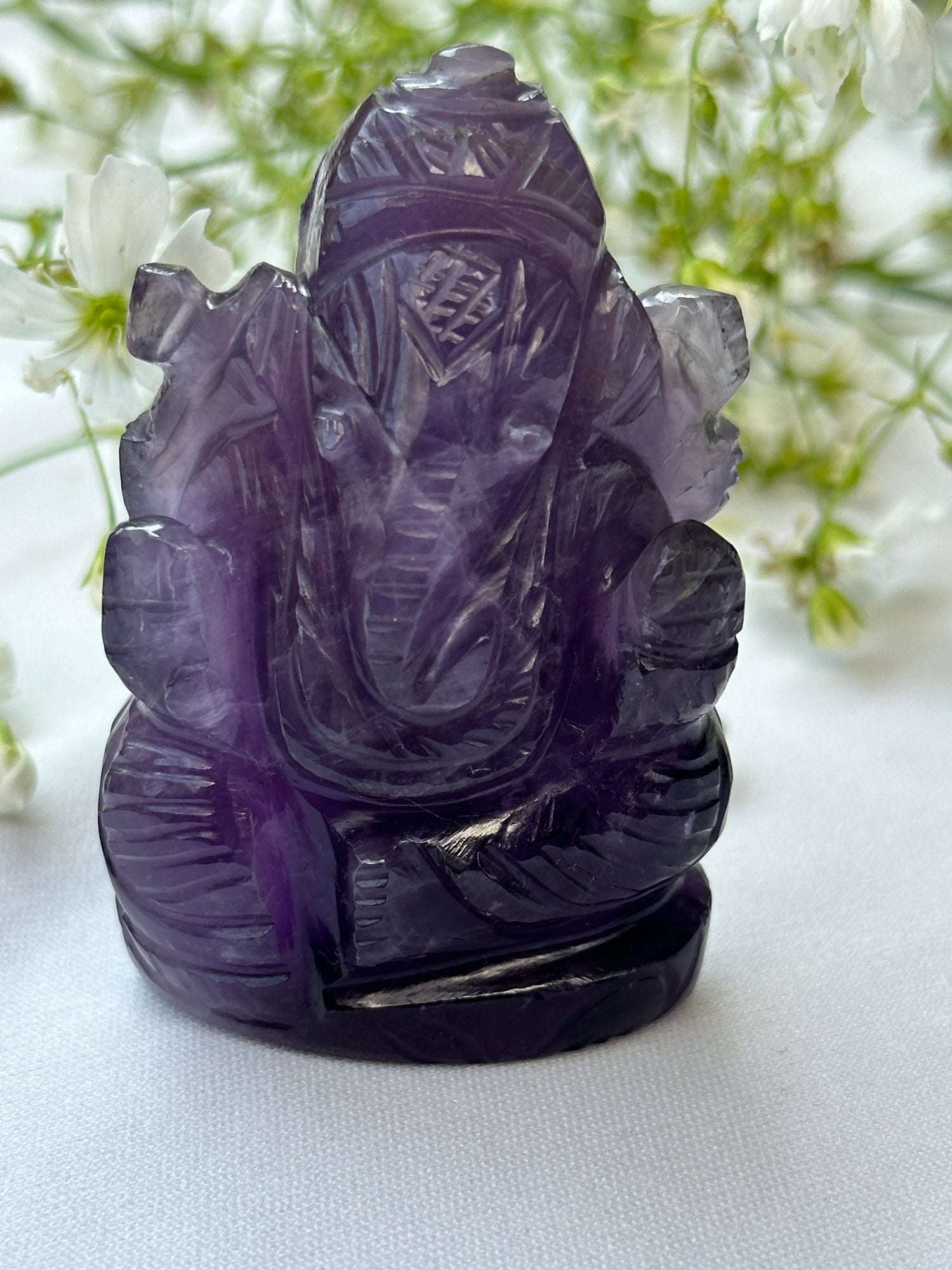 Amethyst Ganesha (H-8cm, W-5cm) - Abhimantrit