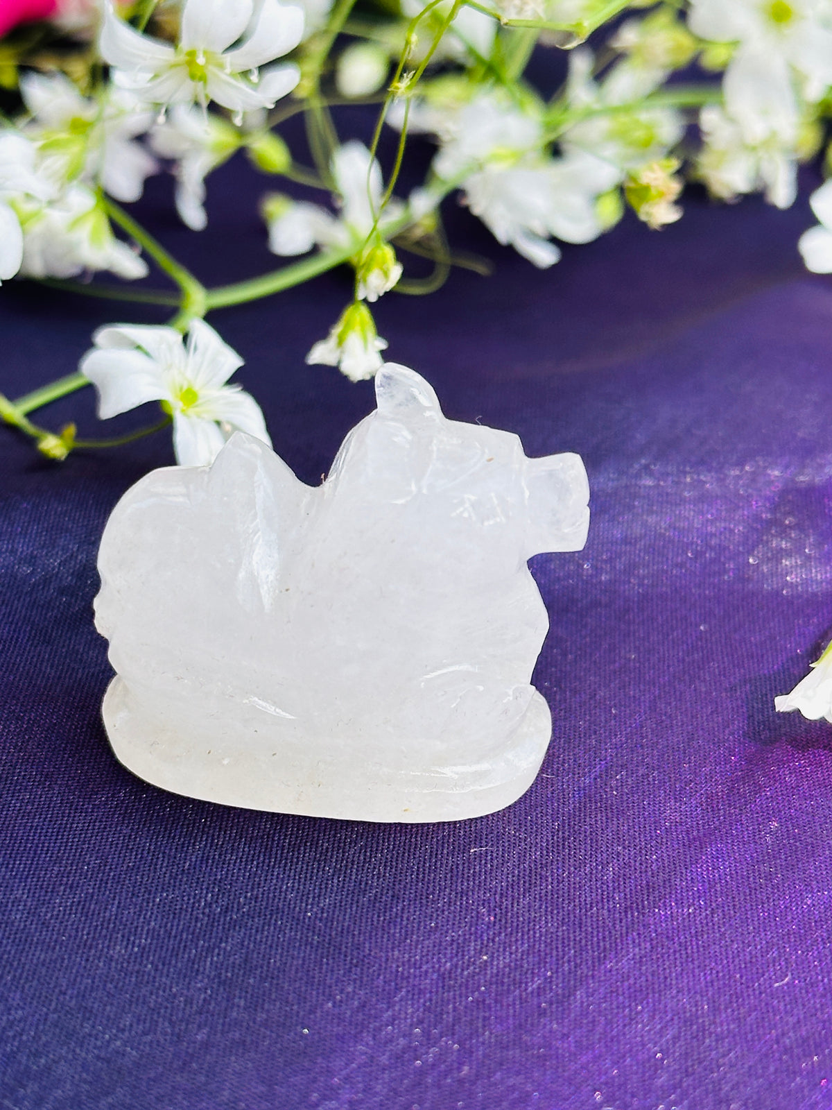 White Agate Nandi (4cm) - Abhimantrit