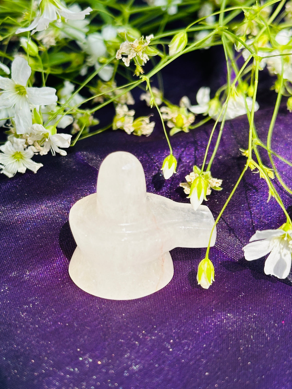 White Agate Shivling (3cm) - Abhimantrit