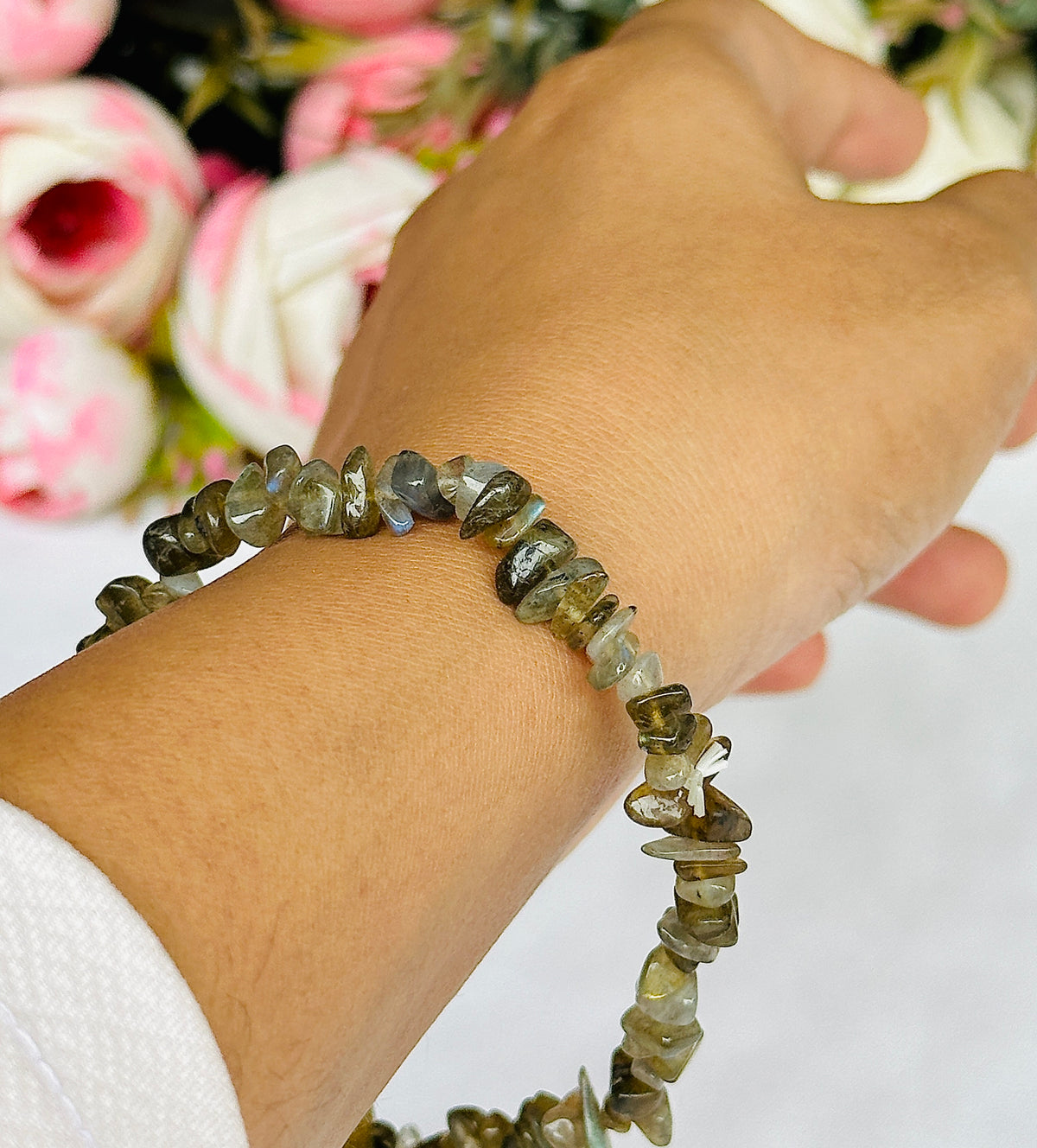 Awaken your inner Power & open you Third Eye Chakra: Labradorite Uncut Crystal Bracelet - Abhimantrit & Certified