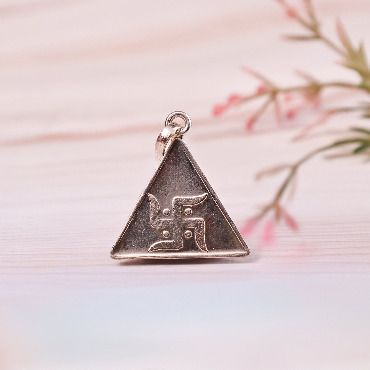 Trishakti Silver Maa Saraswati Yantra Pendant - Abhimantrit