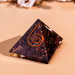Garnet Pyramid - Abhimantrit