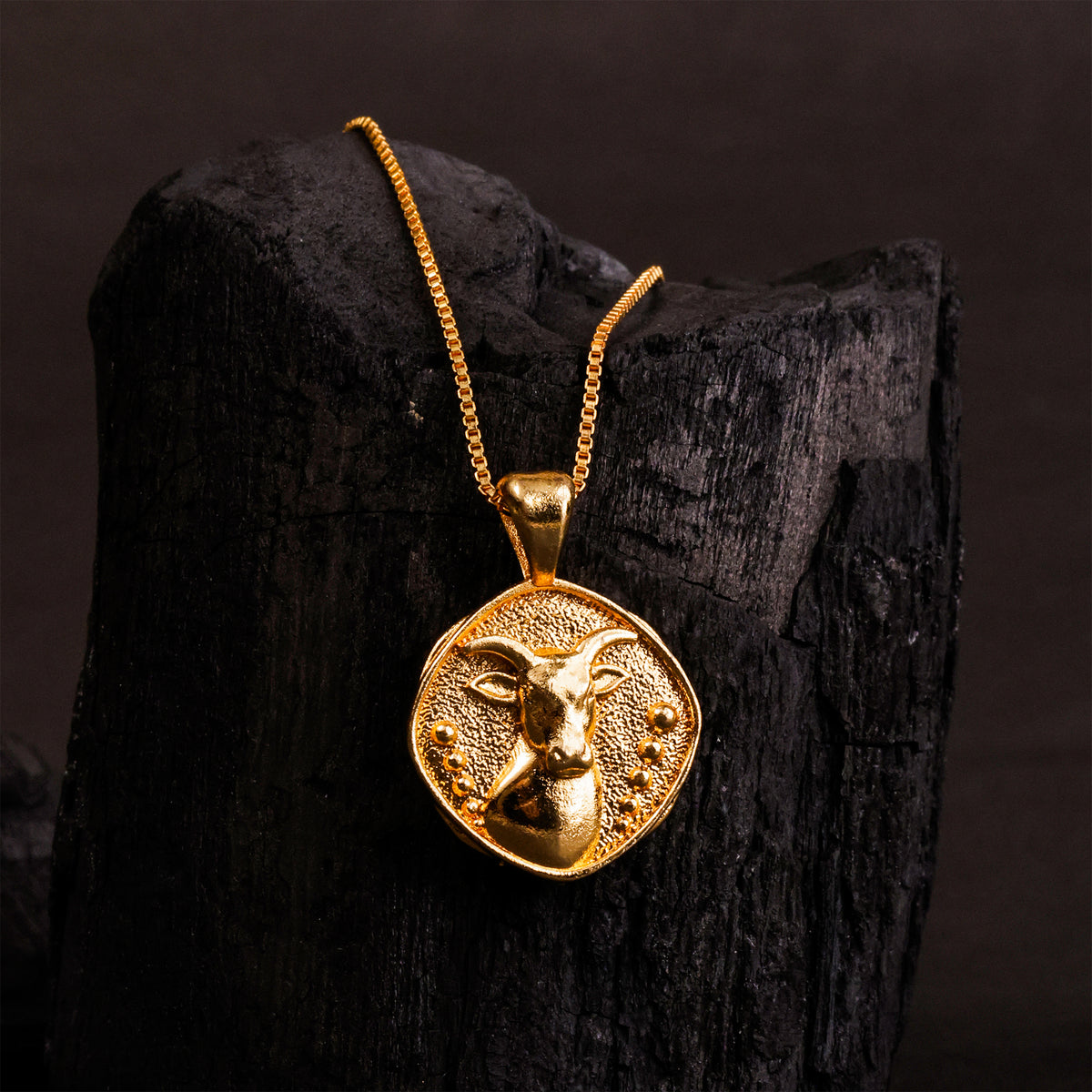 Capricorn Zodiac Sing Gold Plated Pendant