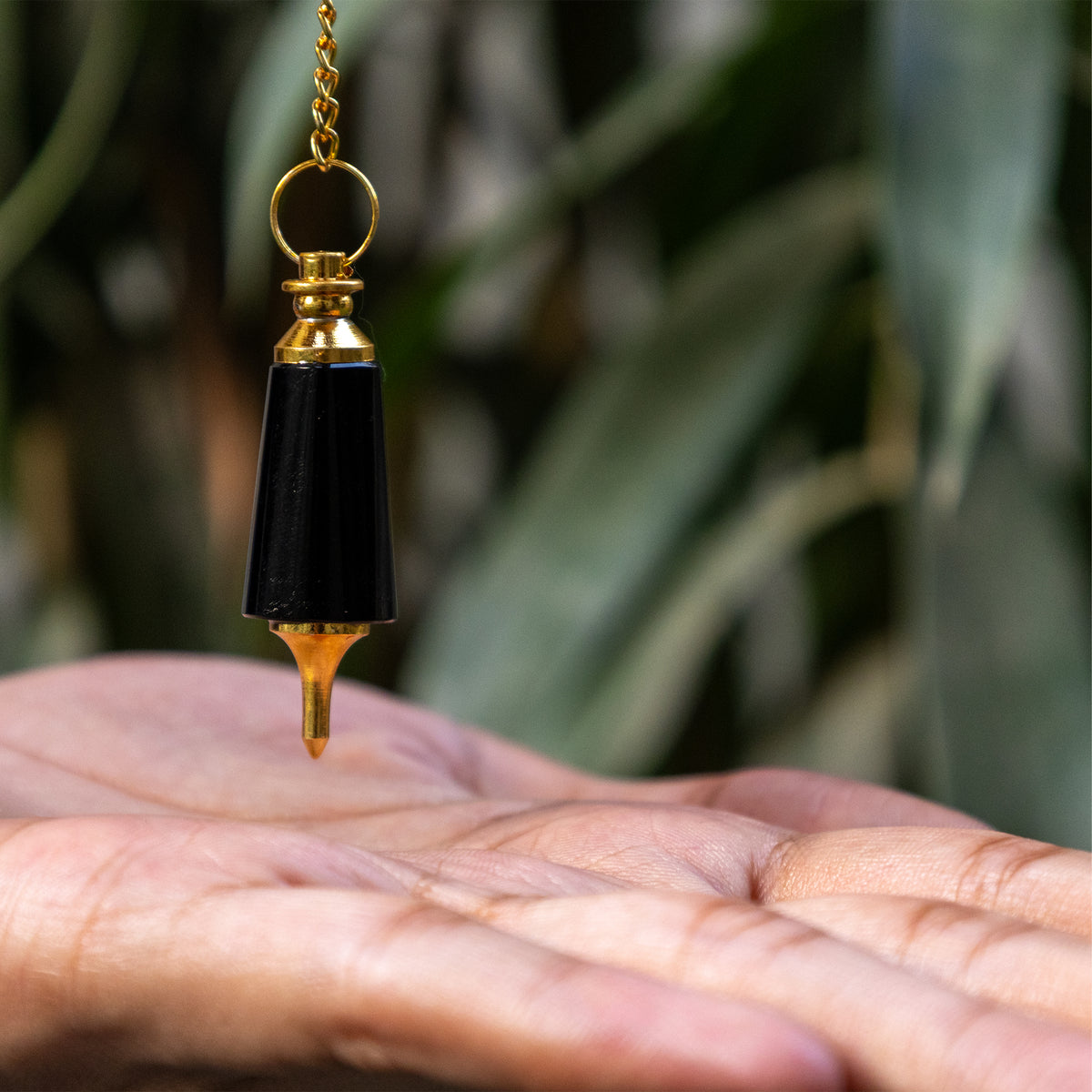 Black Agate Pendulum - Abhimantrit