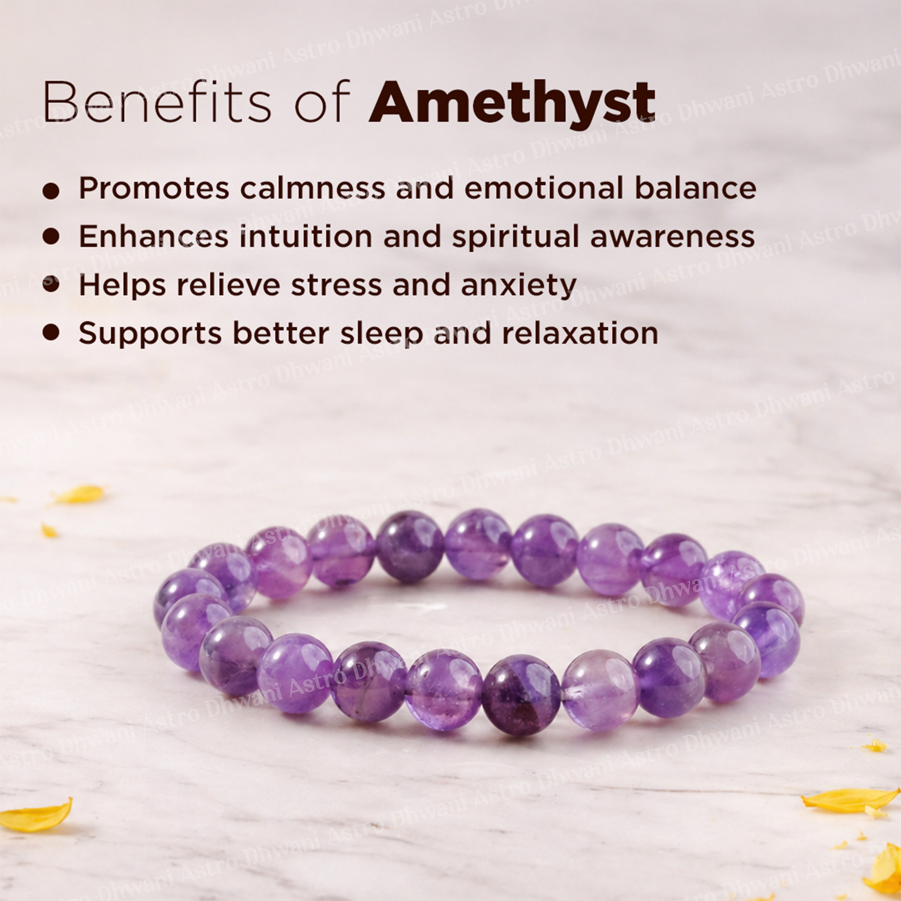 Purple amethyst bracelet with text on the benefits of amethyst on a light backgroundप्राकृतिक आकर्षण प्यार, भाग्य, सद्भाव और अच्छा स्वास्थ्य कंगन (नीलम) - अभिमंत्रित और प्रमाणित