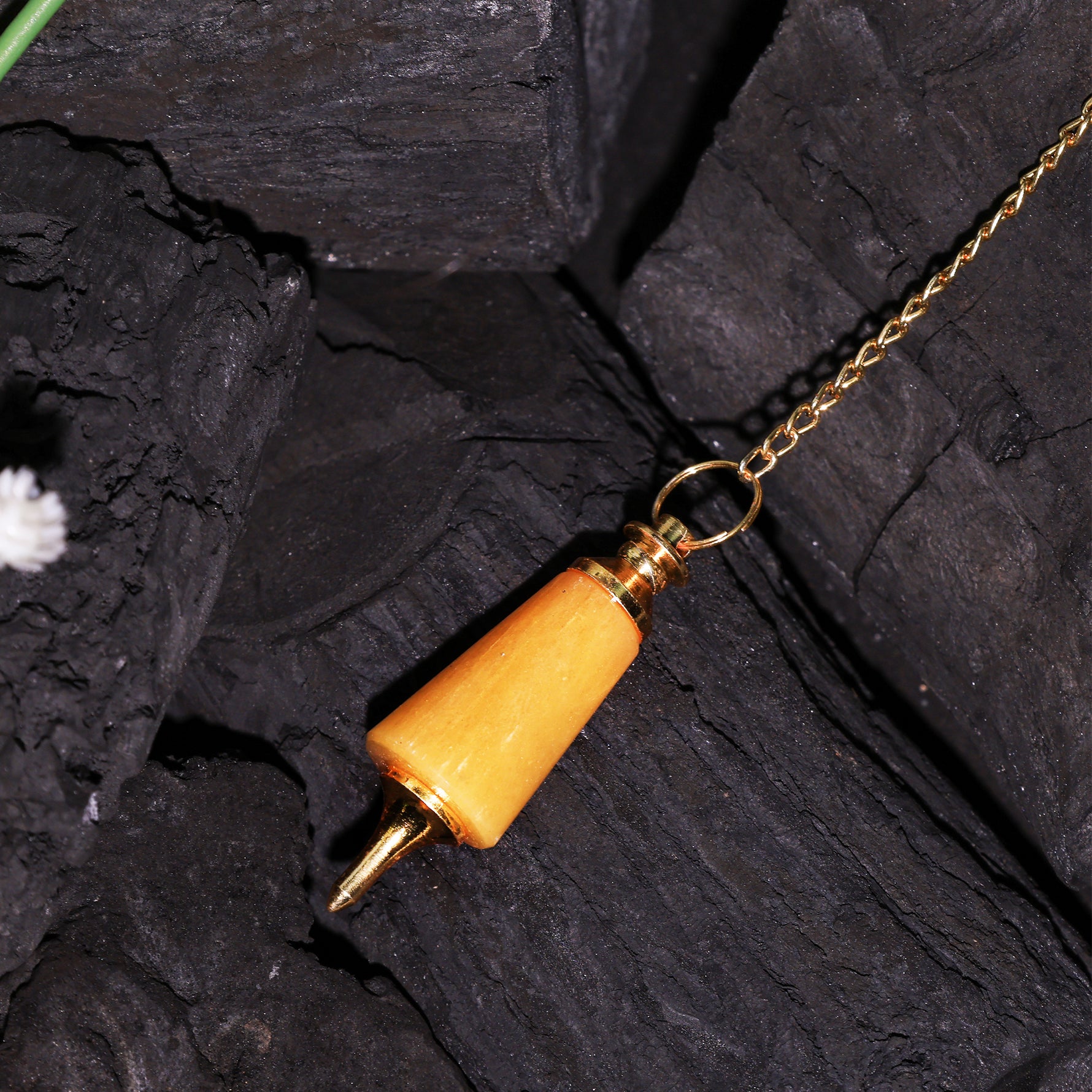 Yellow Quartz Pendulum - AbhimantritYellow Quartz Pendulum - Abhimantrit