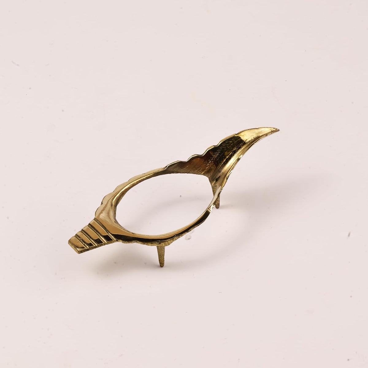 Brass Shankh Stand for Shankh Conch Shell
