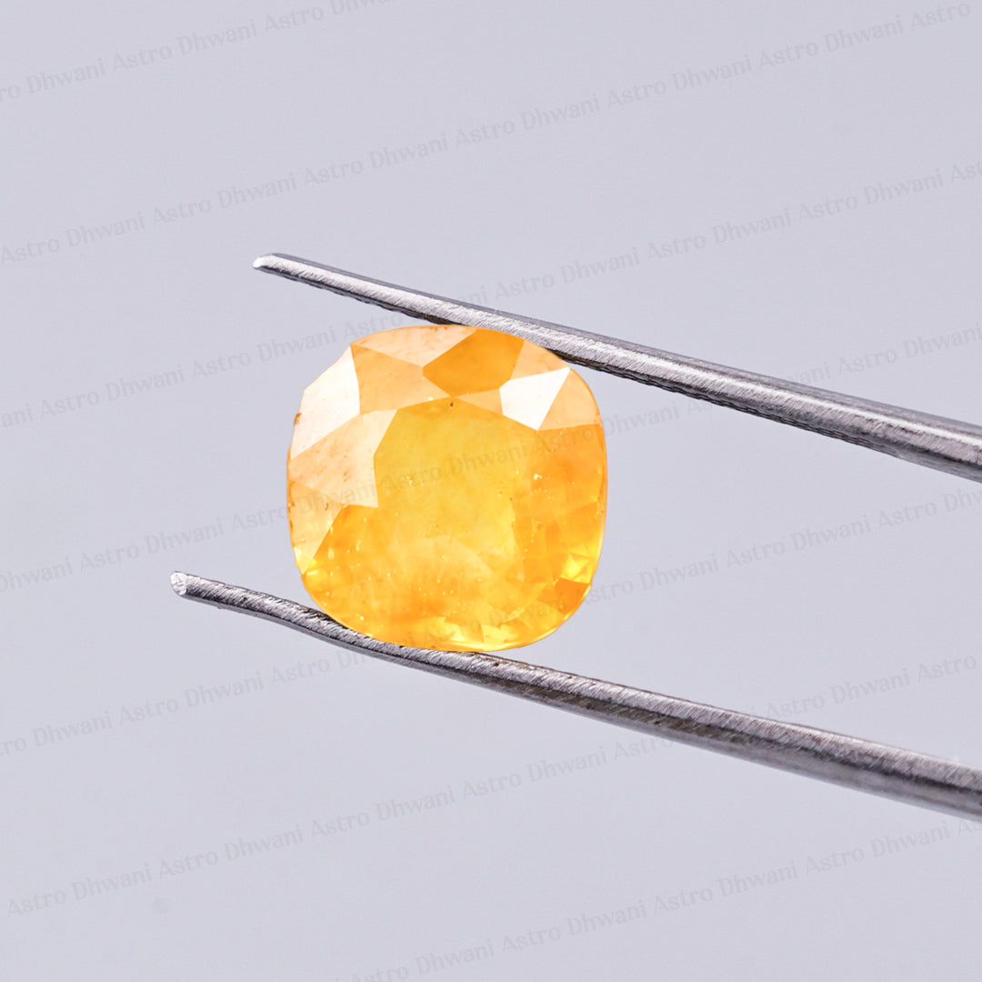 Yellow Sapphire ( Pukhraj )- 5.50 Carat