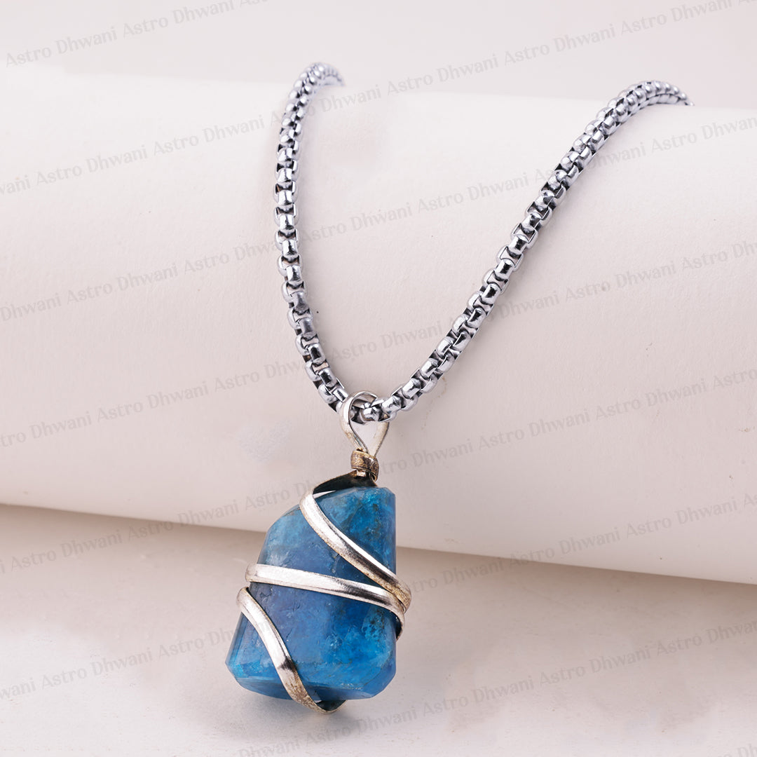 Apatite Wrapping Pendant - Abhimantrit