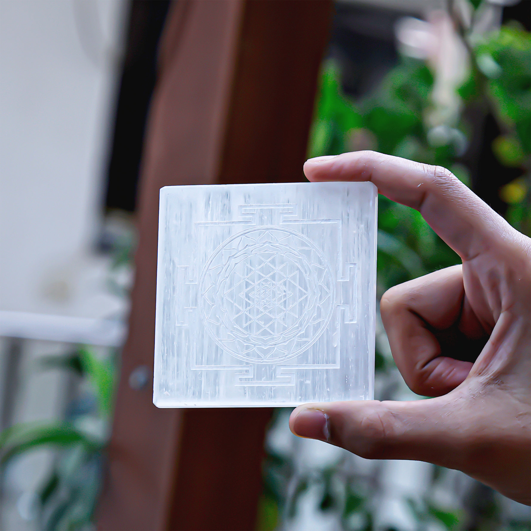Shriyantra Selenite Plate Square – Crystal Charging & Cleansing