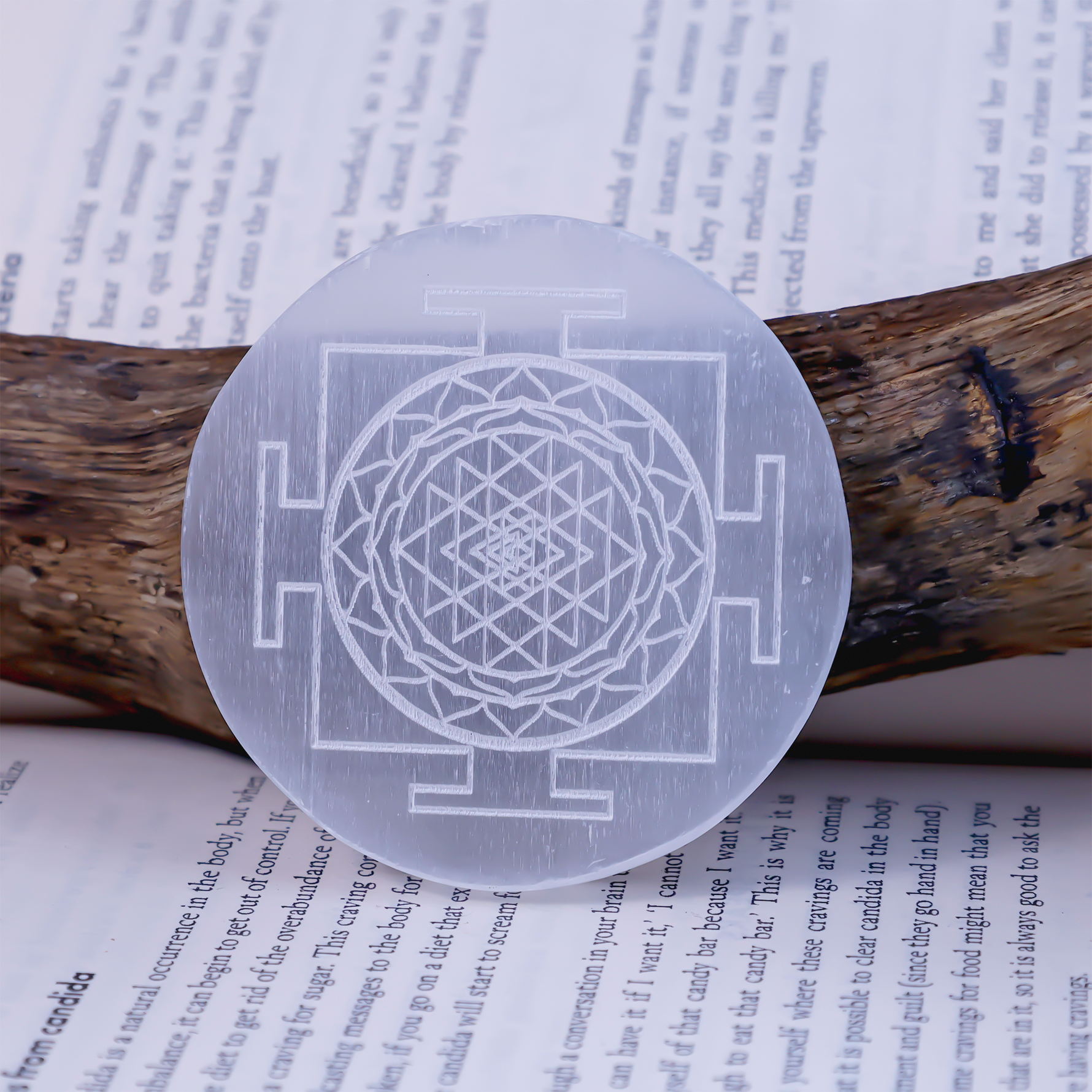 Shriyantra Selenite Plate Circle – Crystal Charging & Cleansing