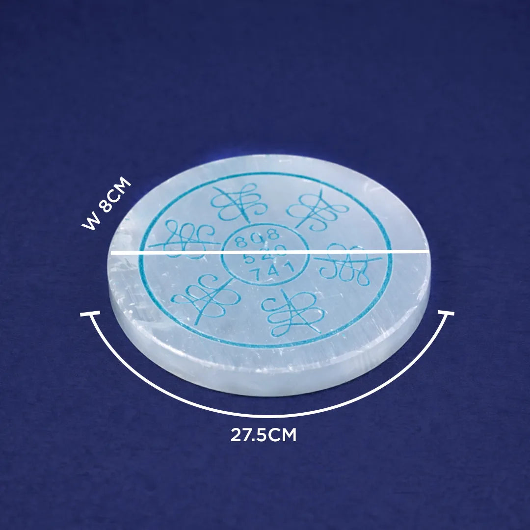 Measurement chart of a circular object with dimensions on a blue backgroundSelenite Reiki Plate – Round Energy Healing & Charging Plate