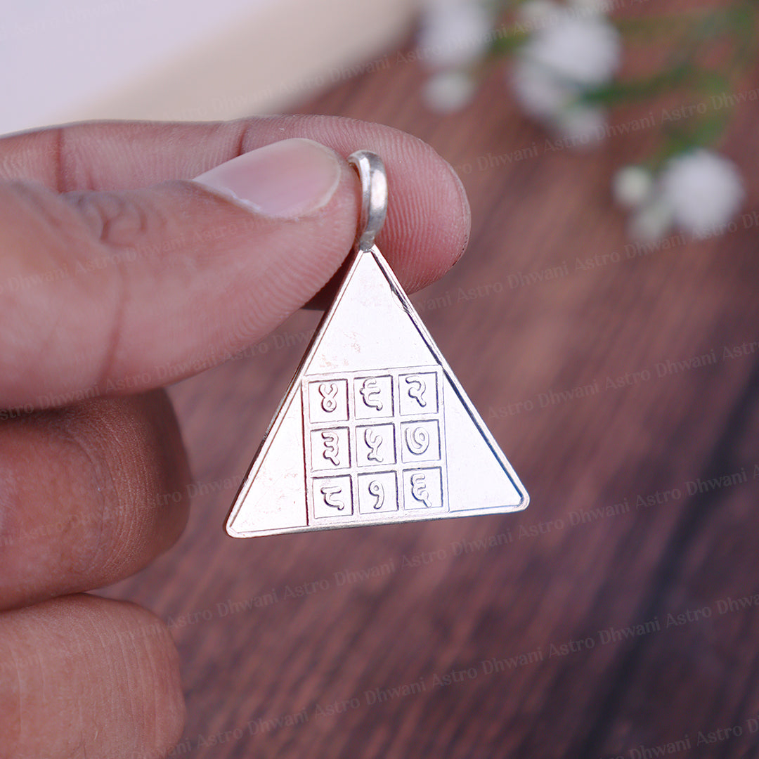 Pyra Loshu Grid Pyra Yantra Pendant