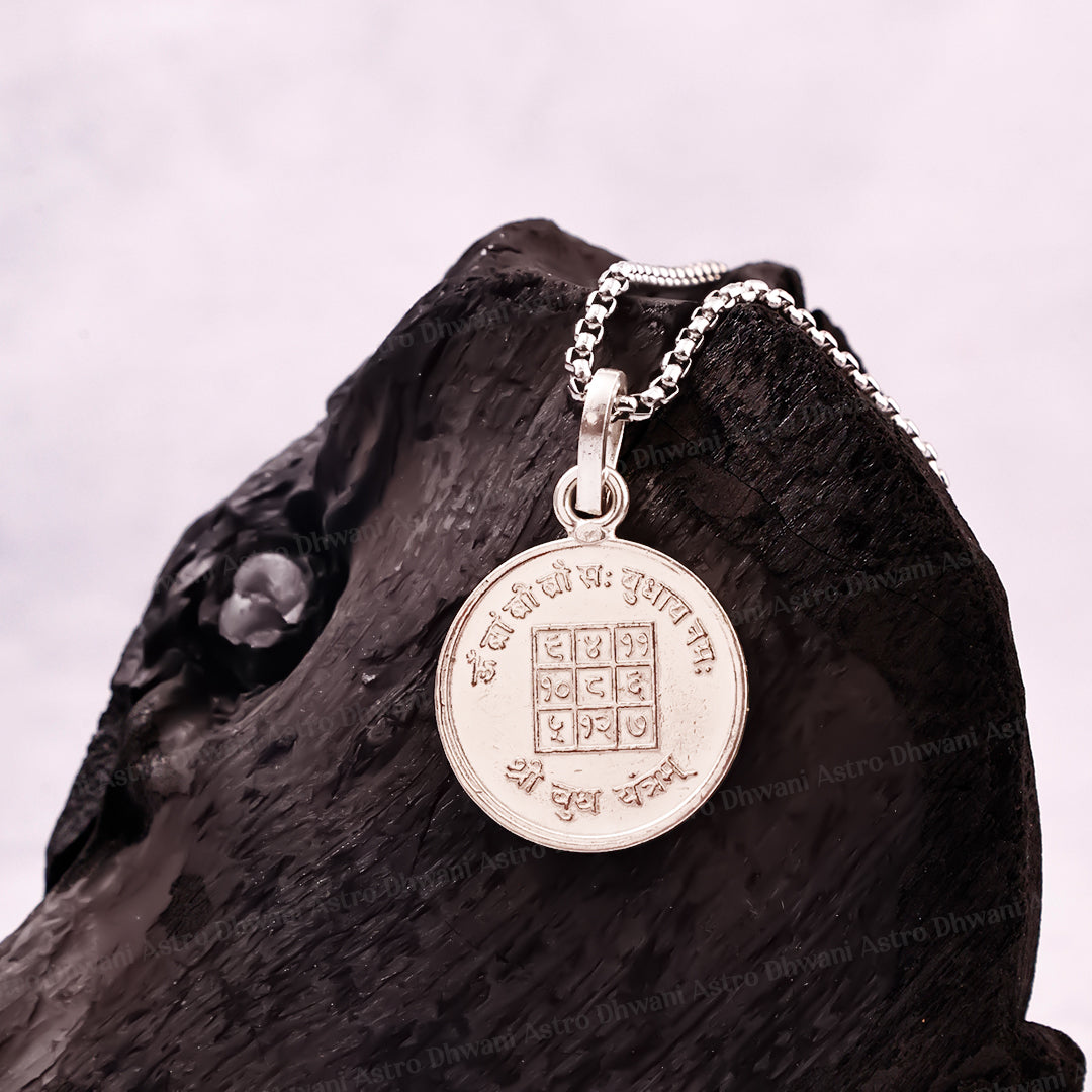 Shree Budh Yantra (Pure Silver) Pendant - Abhimantrit