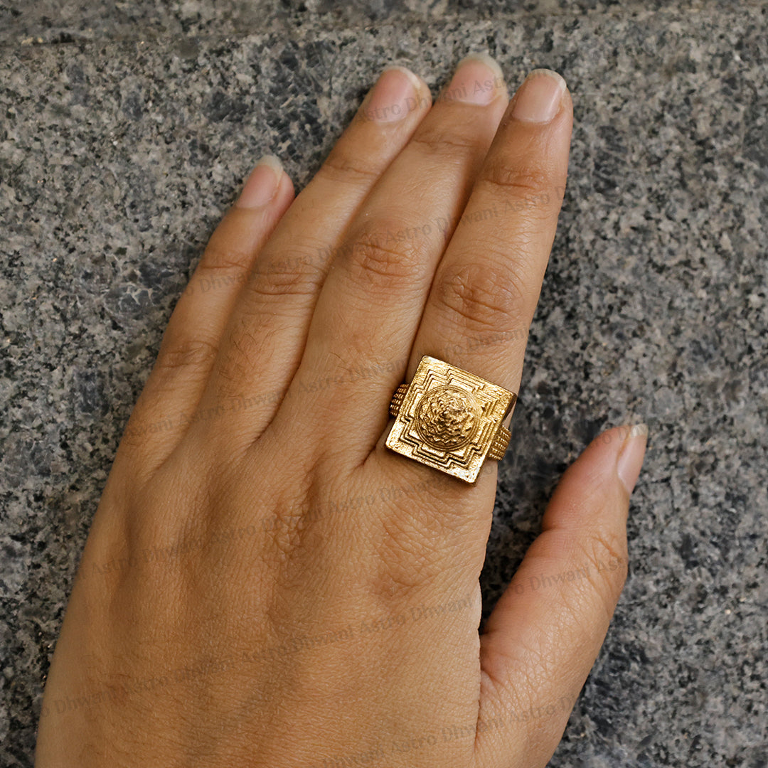 Shree Yantra Samridhhi Ring - Abhimantrit & Certified