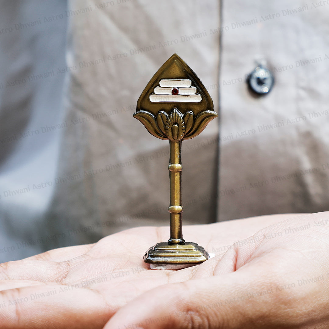 Mini Lord Murugan With Lotus Vel