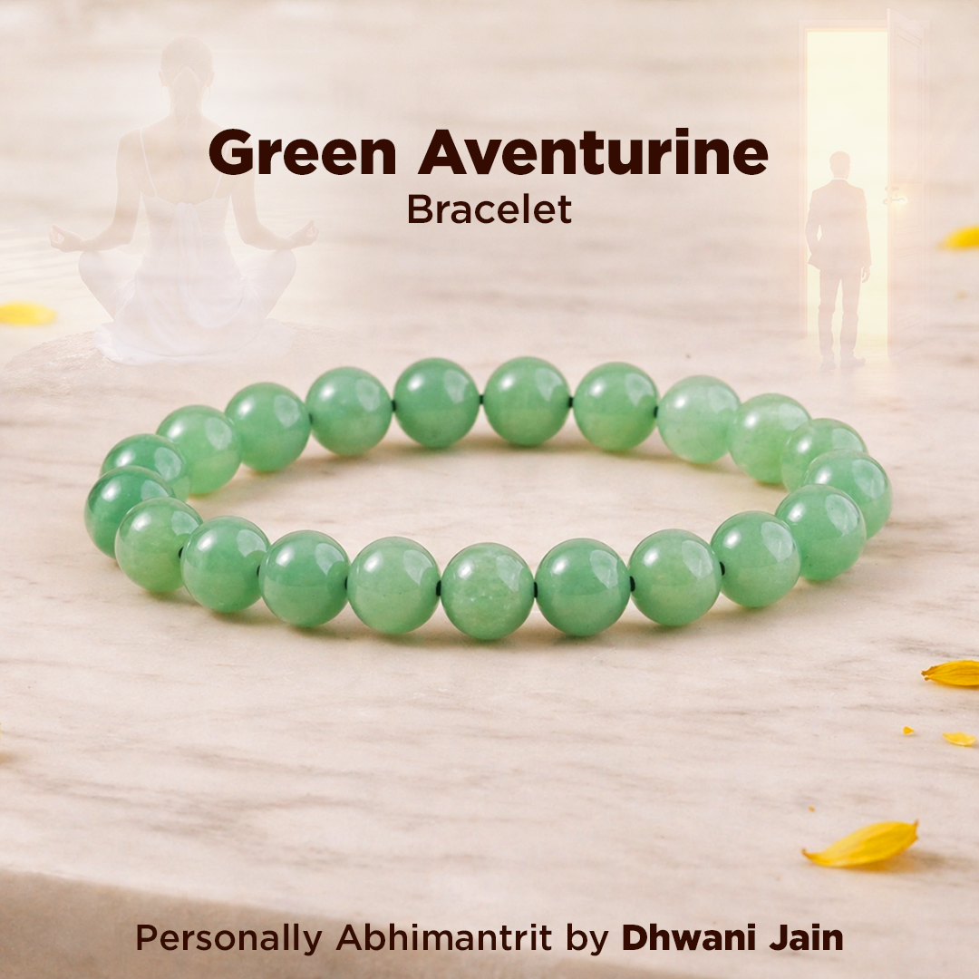 Green aventurine bracelet on a wooden surface with text indicating brand and product details.