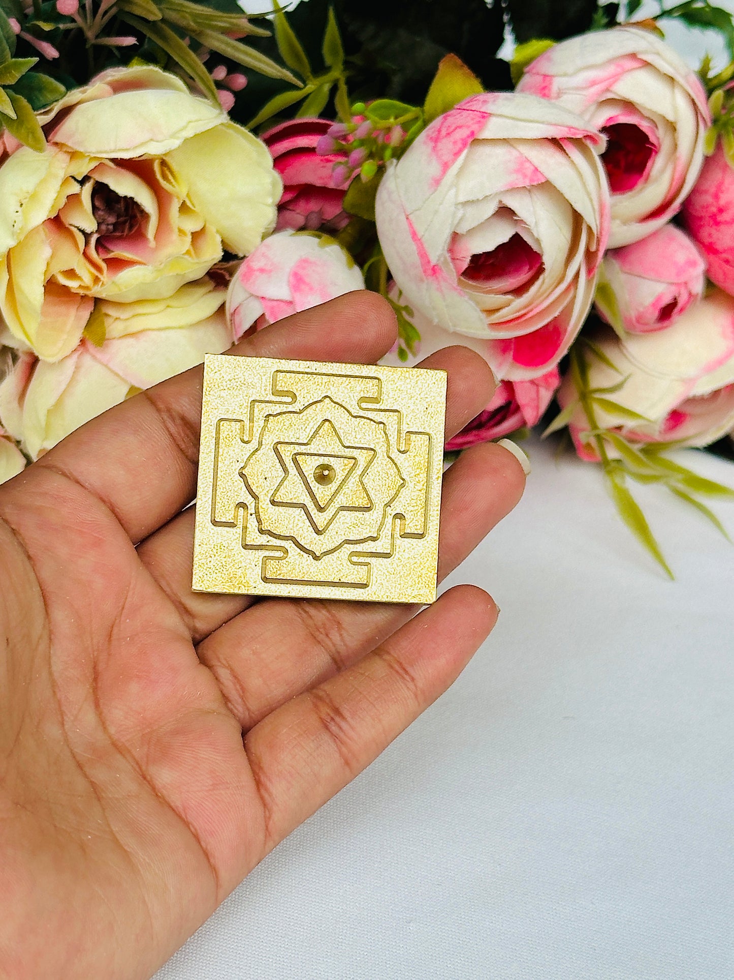 Tara Pujan Yantra (Helps Fulfill Wishes, Improve Career, & Boost Business) - Abhimantrit