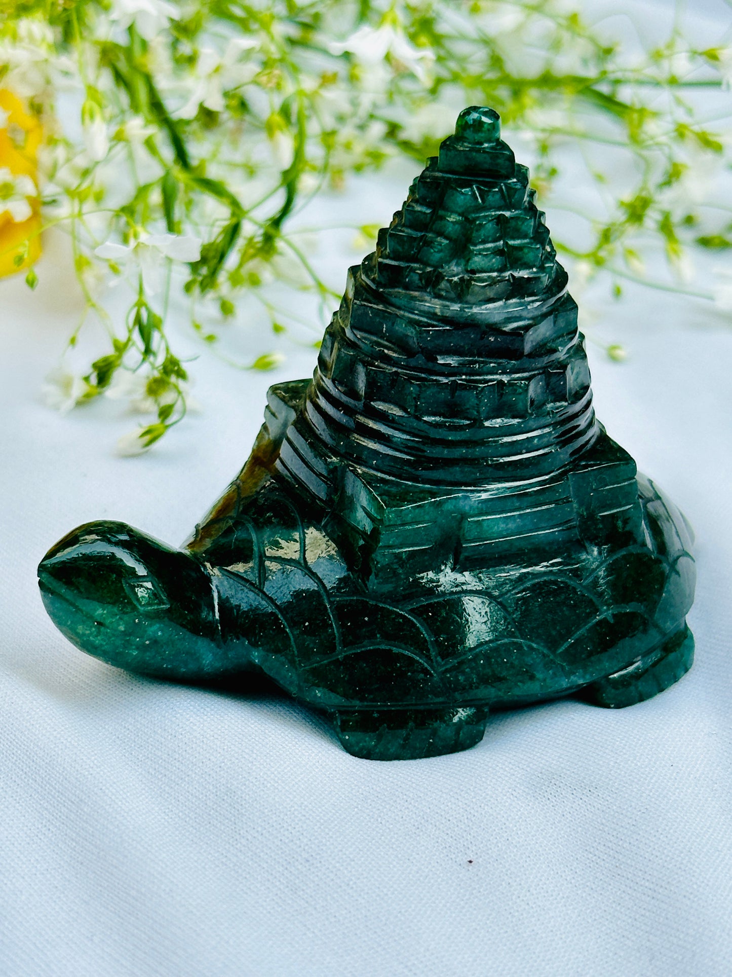 Turtle With Shri Yantra (H-6Cm, W-9Cm) - Abhimantrit