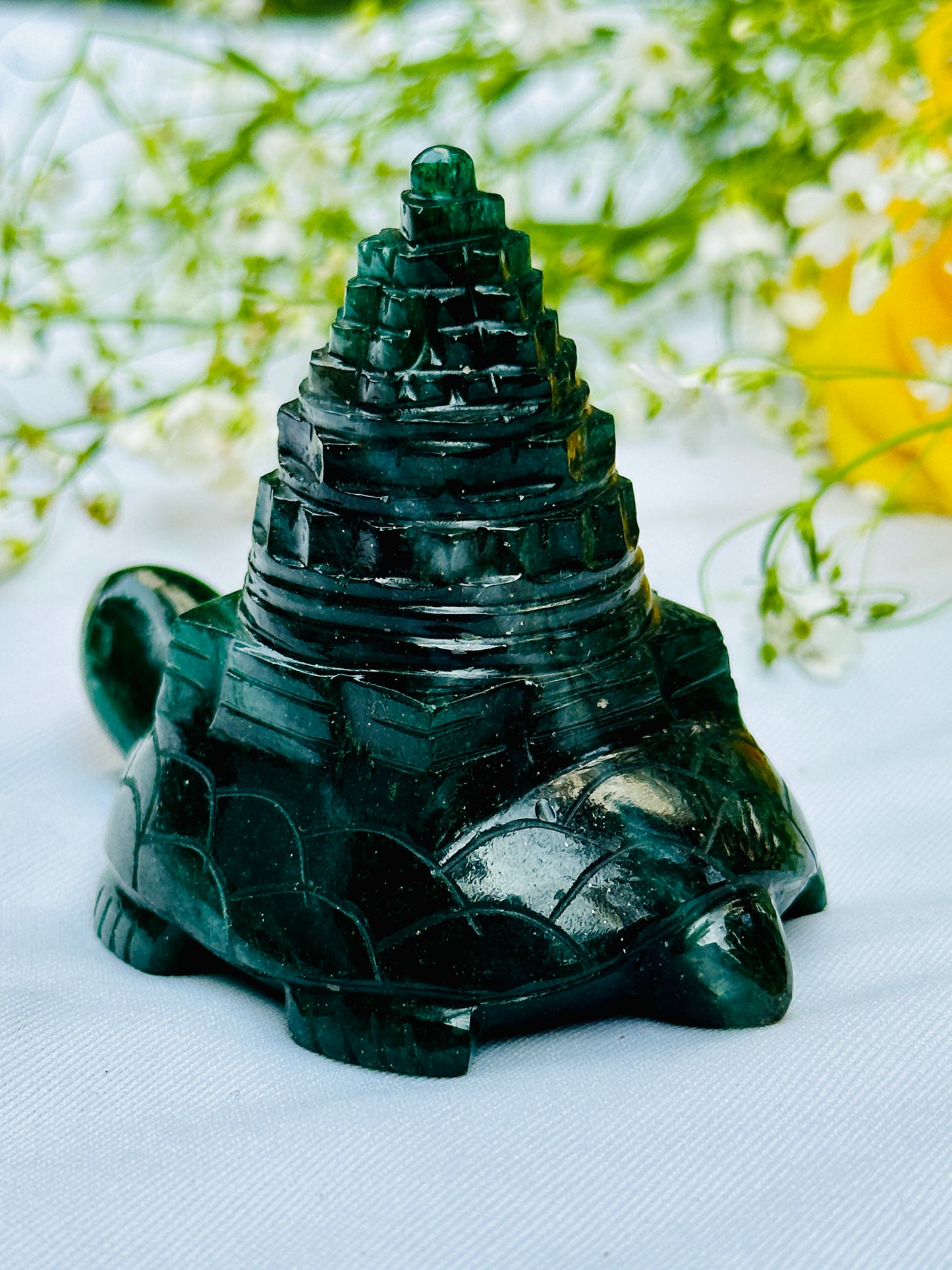 Turtle With Shri Yantra (H-6Cm, W-9Cm) - Abhimantrit