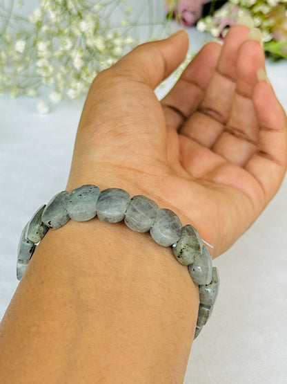 Awaken your inner Power & open you Third Eye Chakra: Labradorite Emerald Cut Bracelet - Abhimantrit & Certified