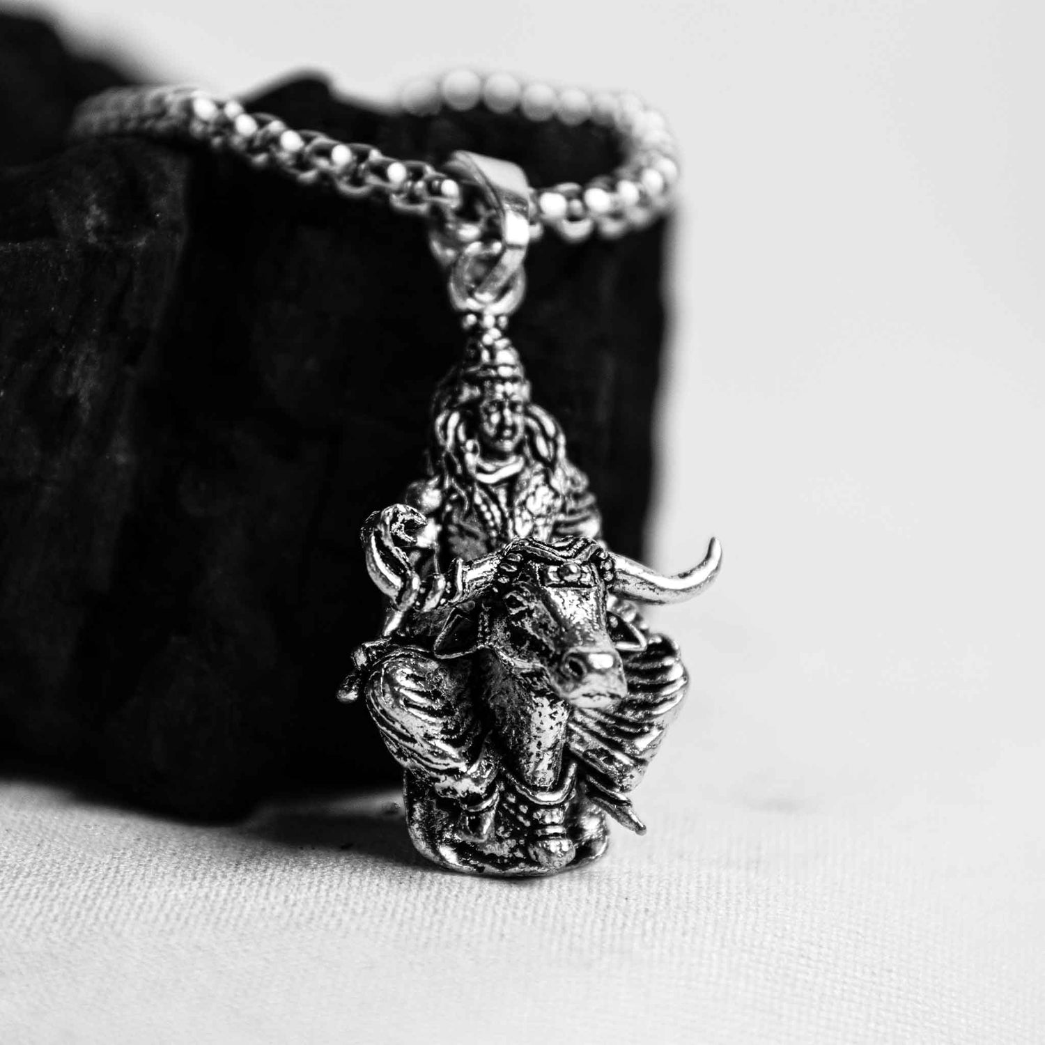 Shiv ji with Nandi Pendant (Blessing & Protection)- Abhimantrit