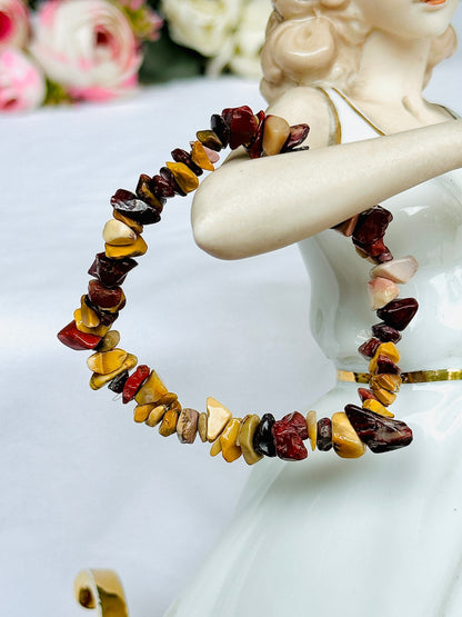 Helps with decision-making during tough times: Mookaite Jasper Uncut Crystal Bracelet - Abhimantrit & Certified