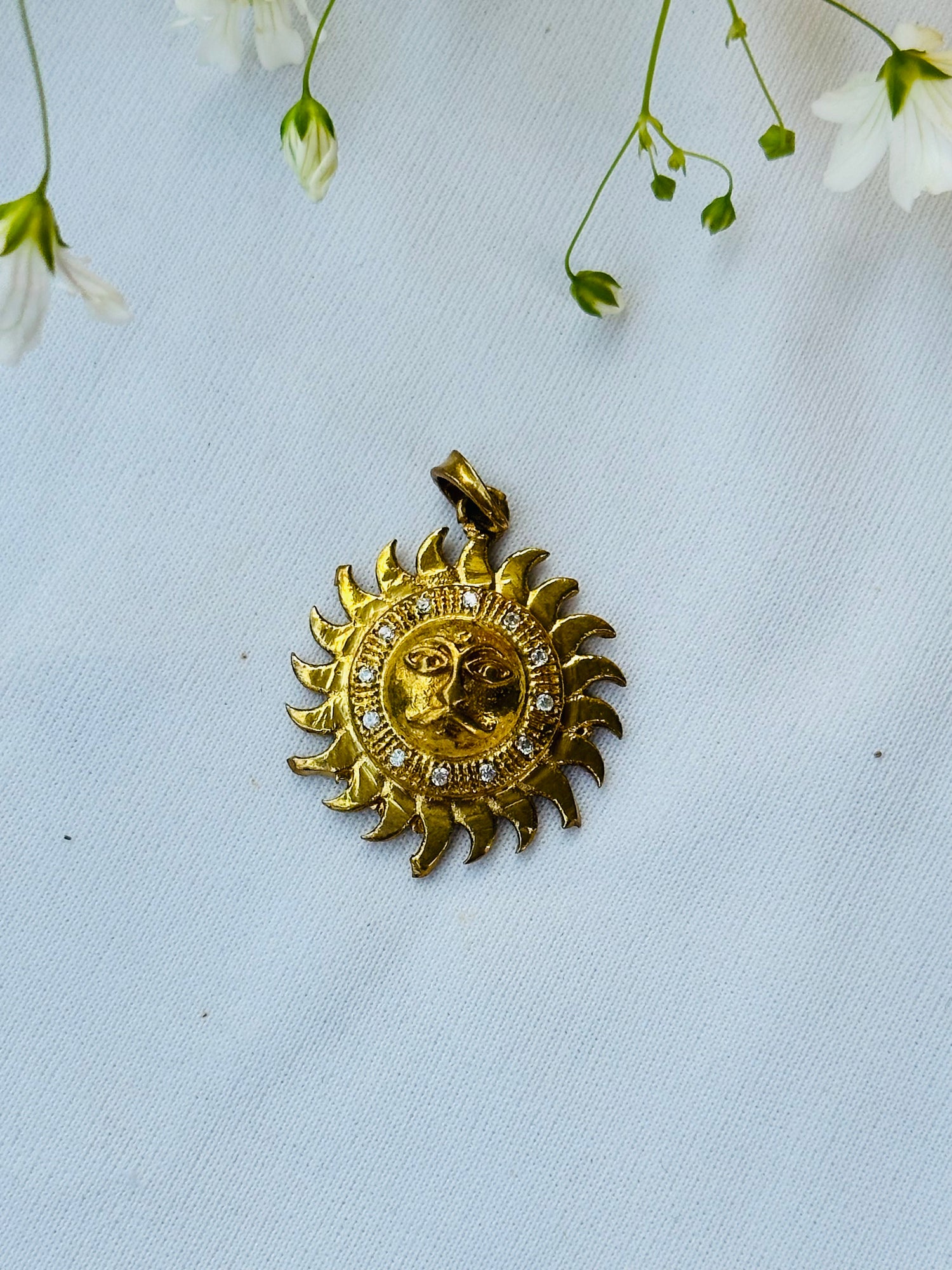 Sun Pendant - Abhimantrit & Certified