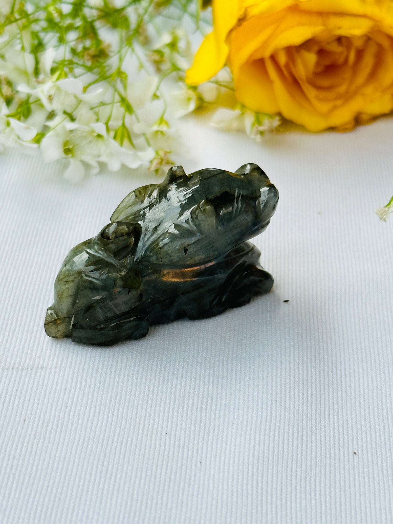 Labradorite Nandi (H-2.5cm, W-4cm) - Abhimantrit
