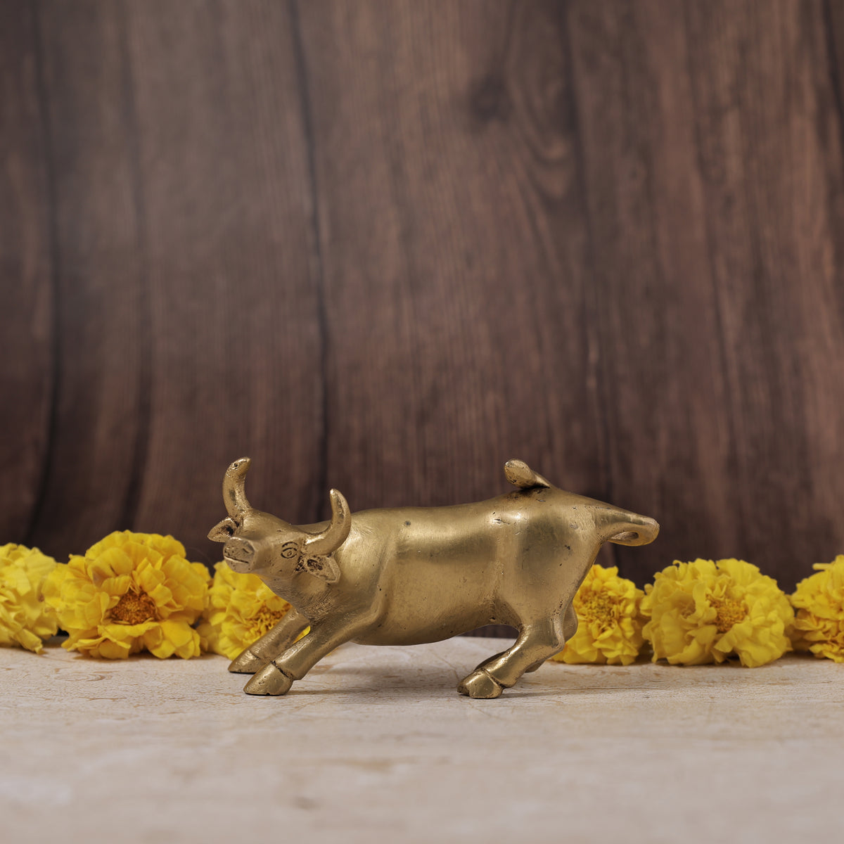 Brass Kamdhenu Cow Plain - Abhimantrit