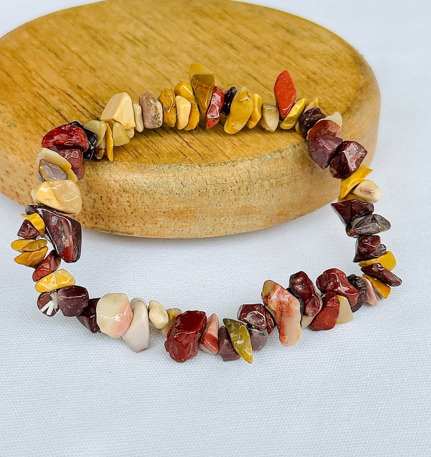 Helps with decision-making during tough times: Mookaite Jasper Uncut Crystal Bracelet - Abhimantrit & Certified