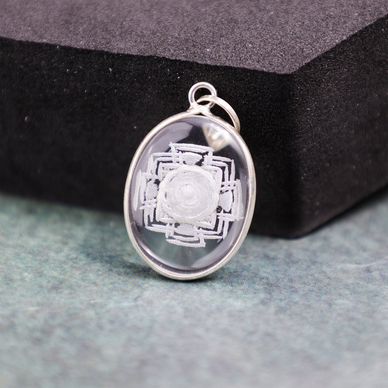 Shri Yantra Pendant - Abhimantrit & Certified
