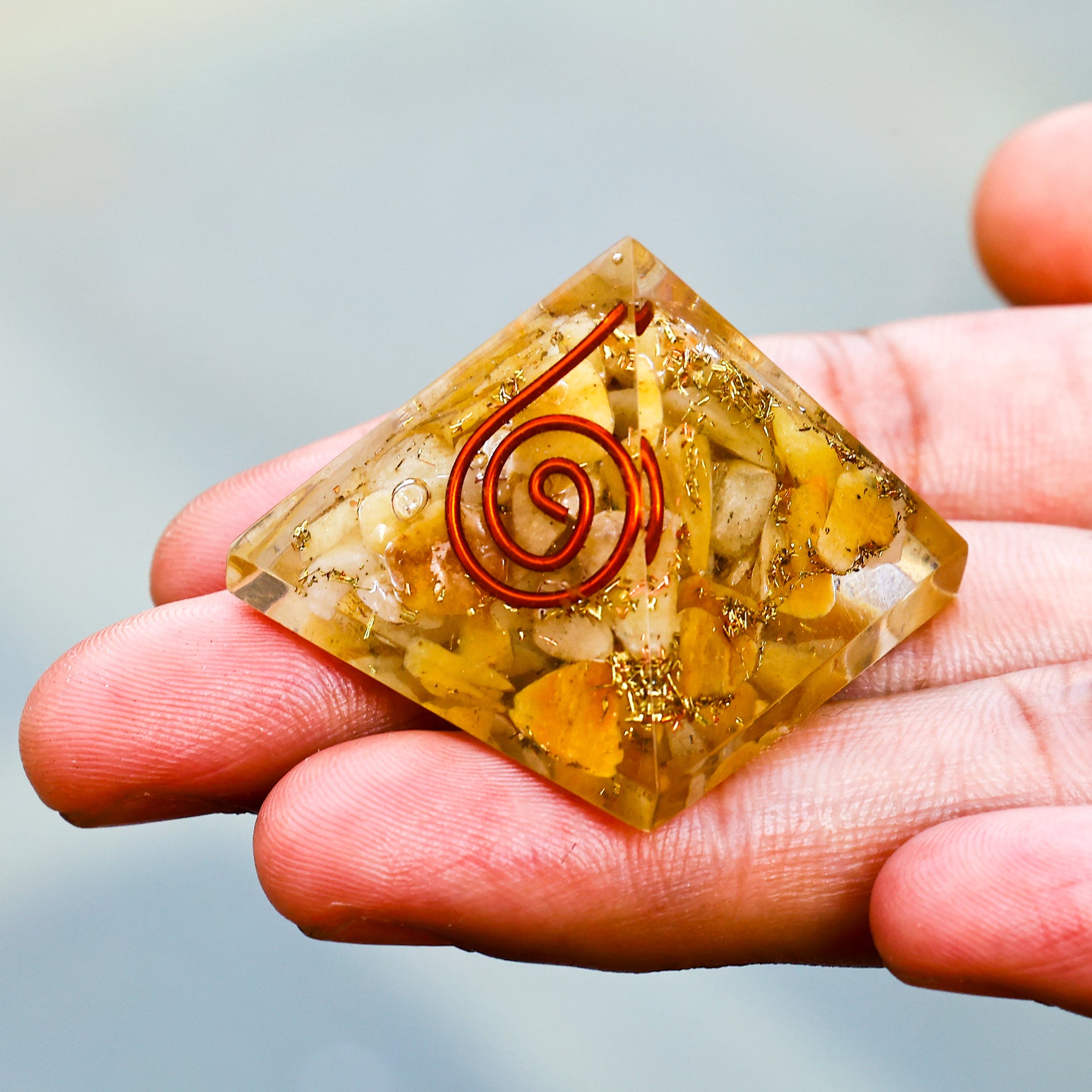 Crest Sunstone Pyramid - Abhimantrit