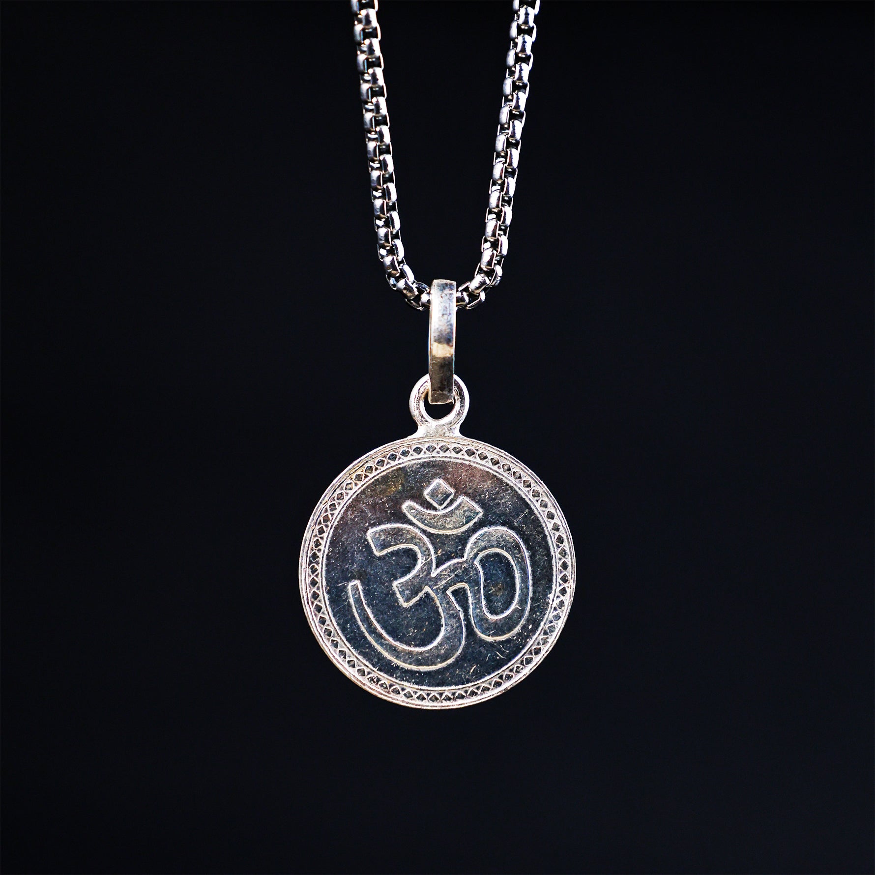 Om Yantra Pure Silver - Abhimantrit