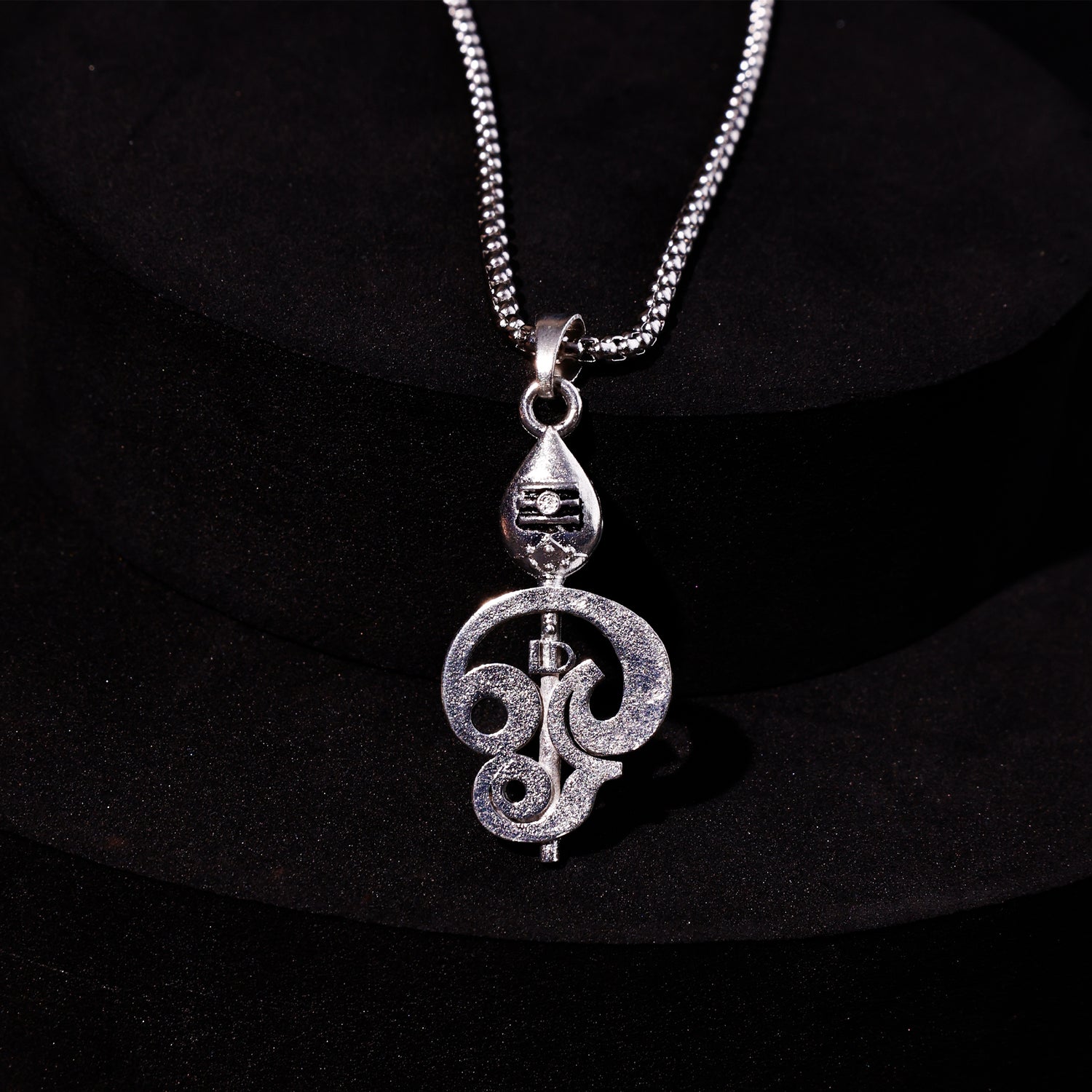 IGP Plating Vel Murgan Pendant - Abhimantrit