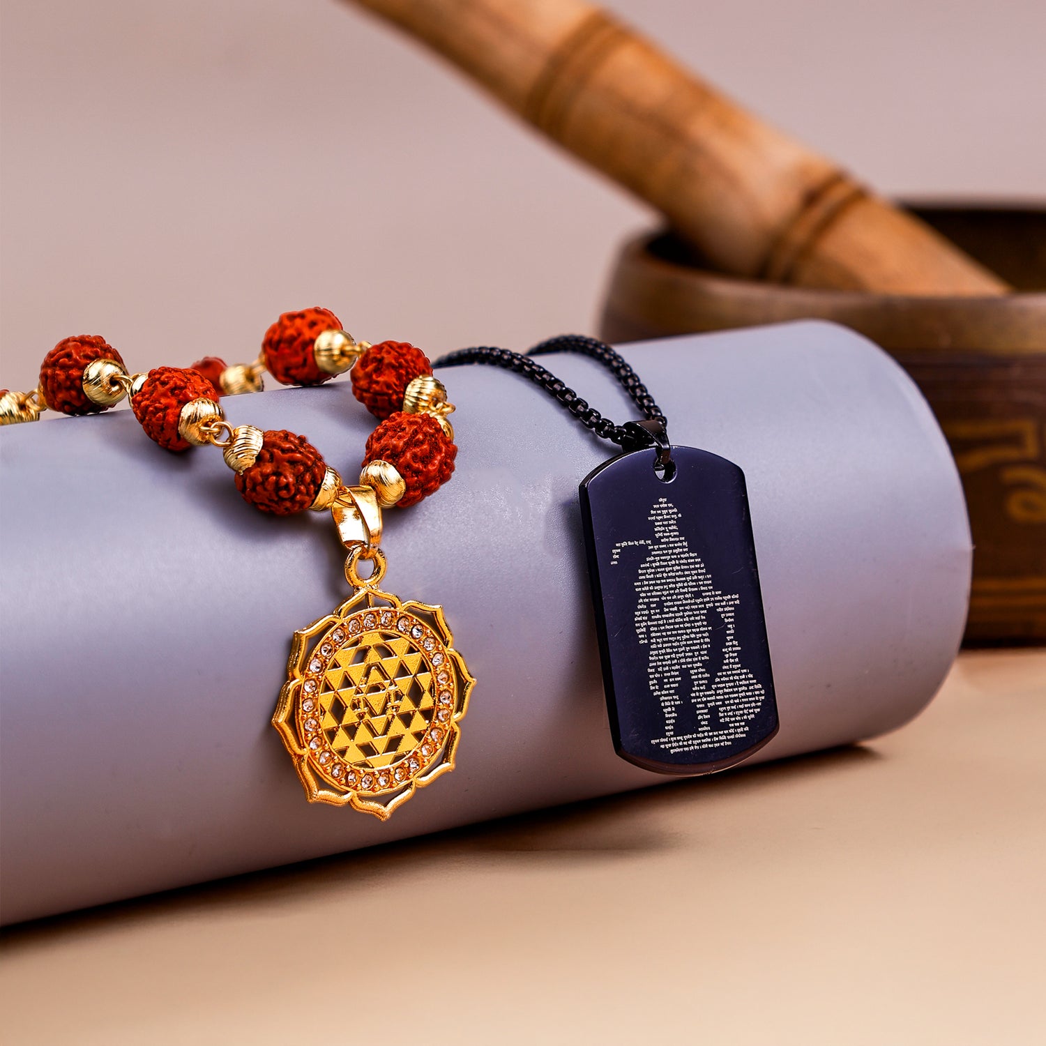 Hanuman Chalisa Pendant with Laxmi Yantra Combo