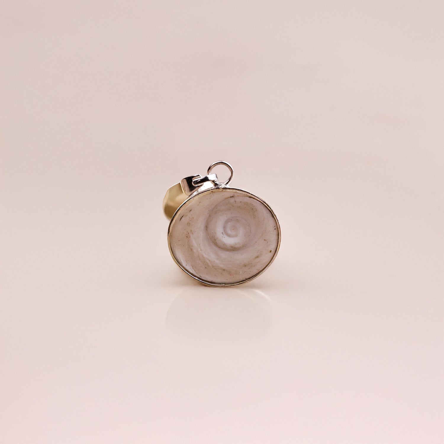 Gomti Pendant - Abhimantrit