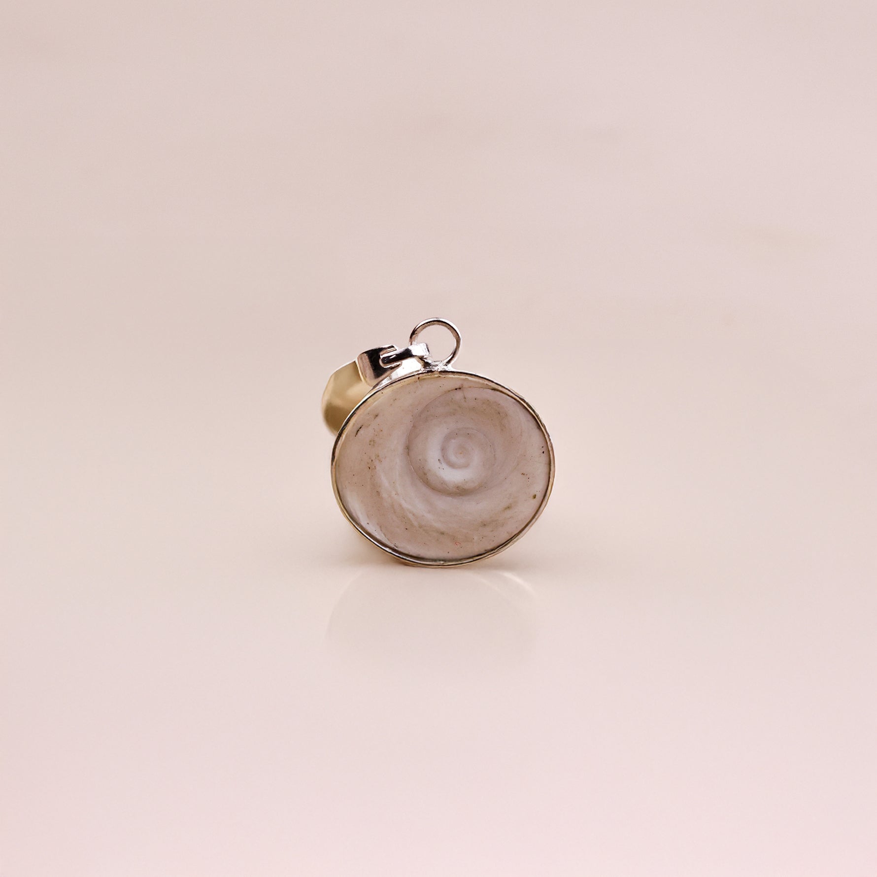 Gomti Pendant - Abhimantrit