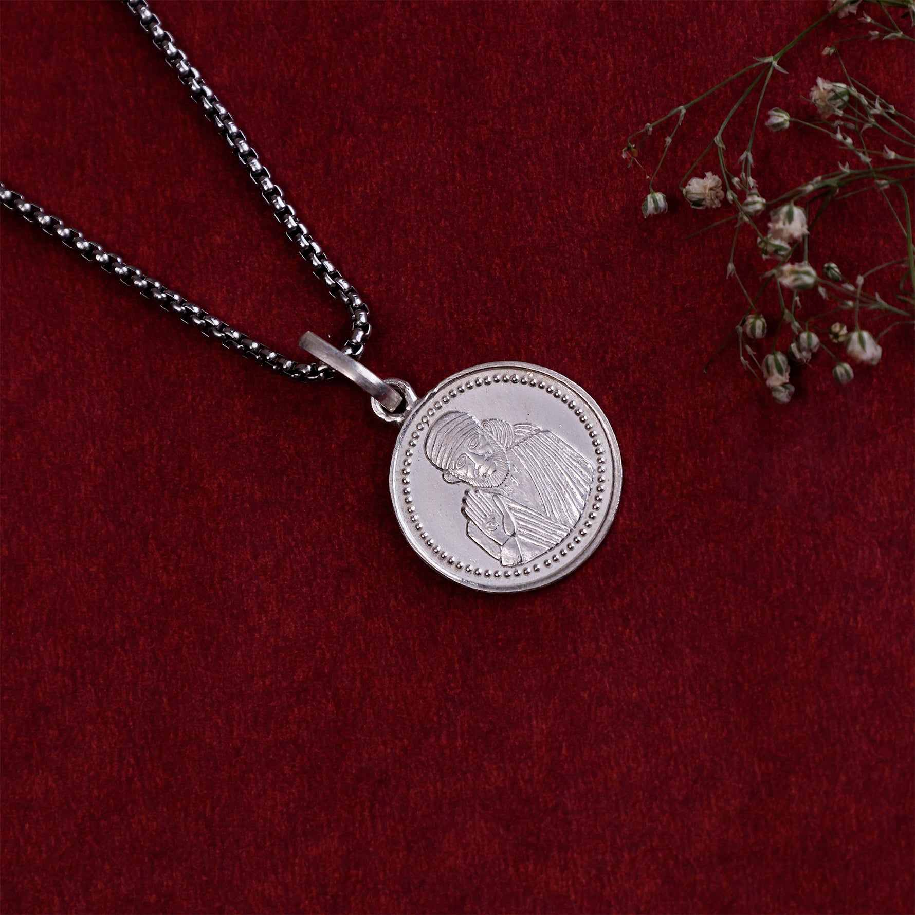 Sai Yantra Pure Silver Pendant - Abhimantrit