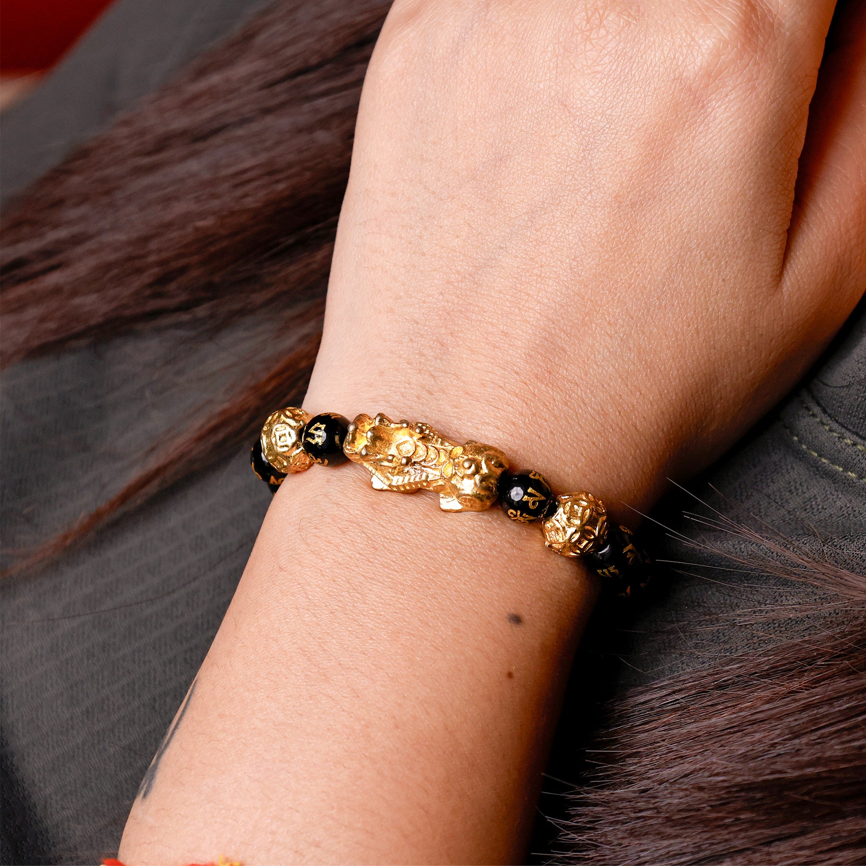 Finance Wealth Enhancer: Feng shui Black Obsidian with Pixu Bracelet Abhimantrit Certified