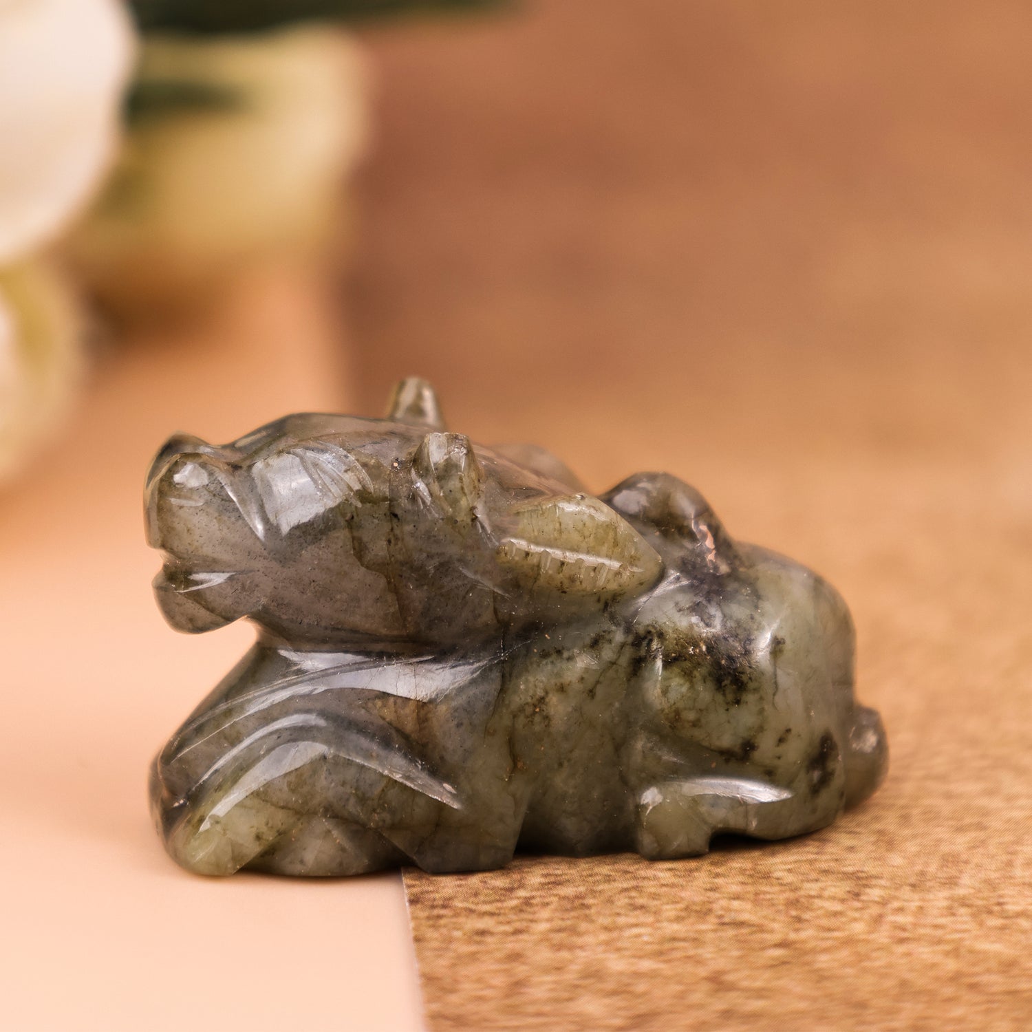 Labradorite Nandi (H-2.5cm, W-4cm) - Abhimantrit