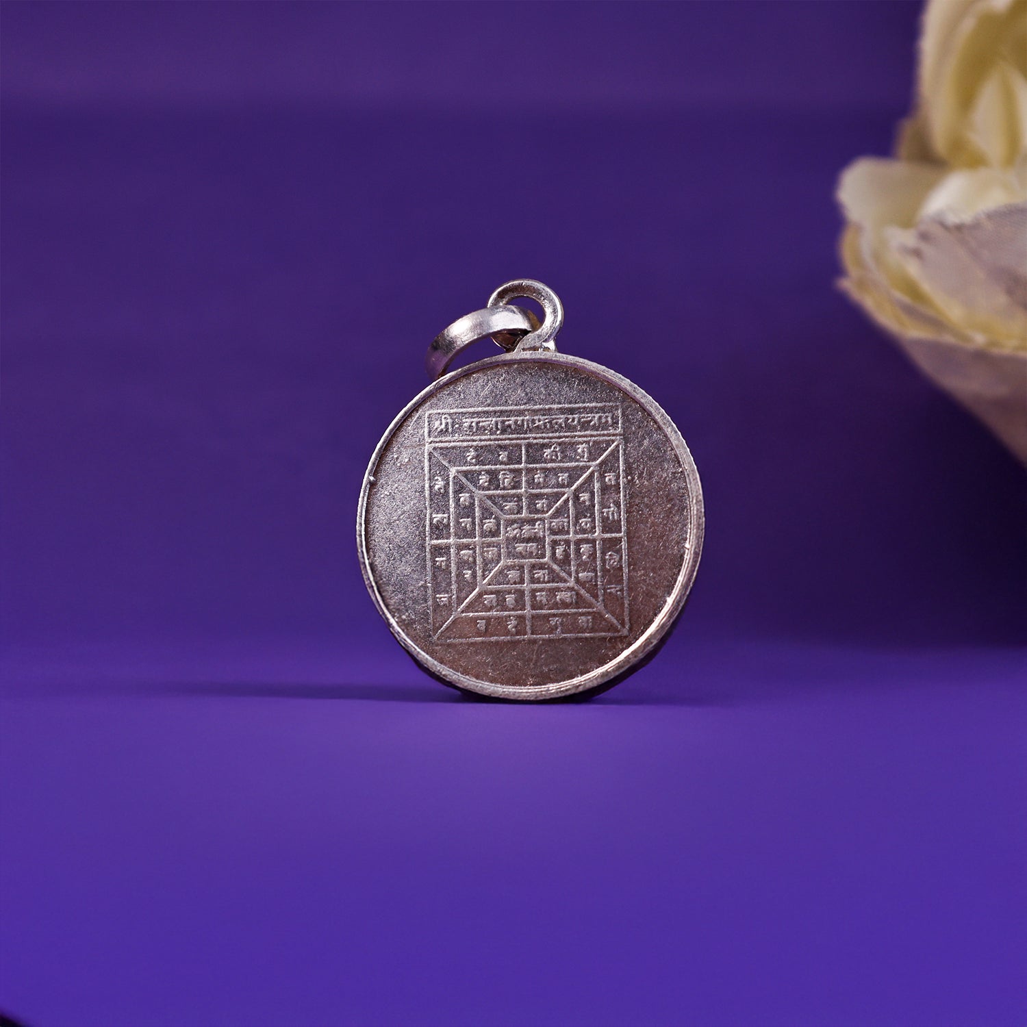 Krishan Ji Yantra Pure Silver - Abhimantrit
