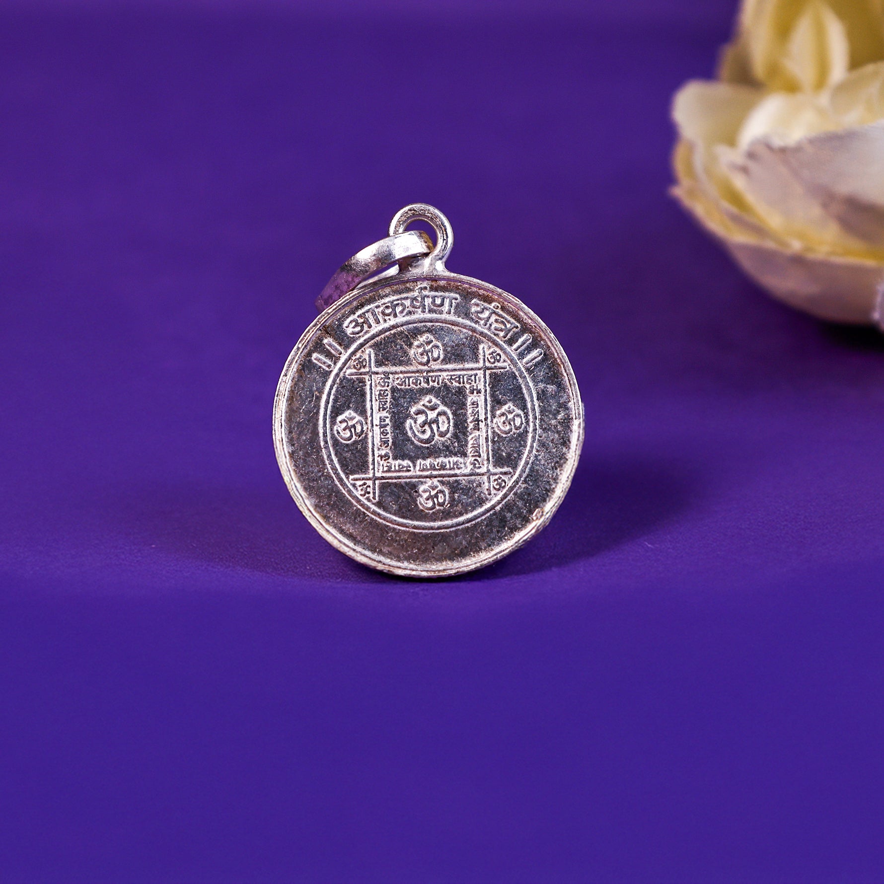 Om Yantra Pure Silver - Abhimantrit