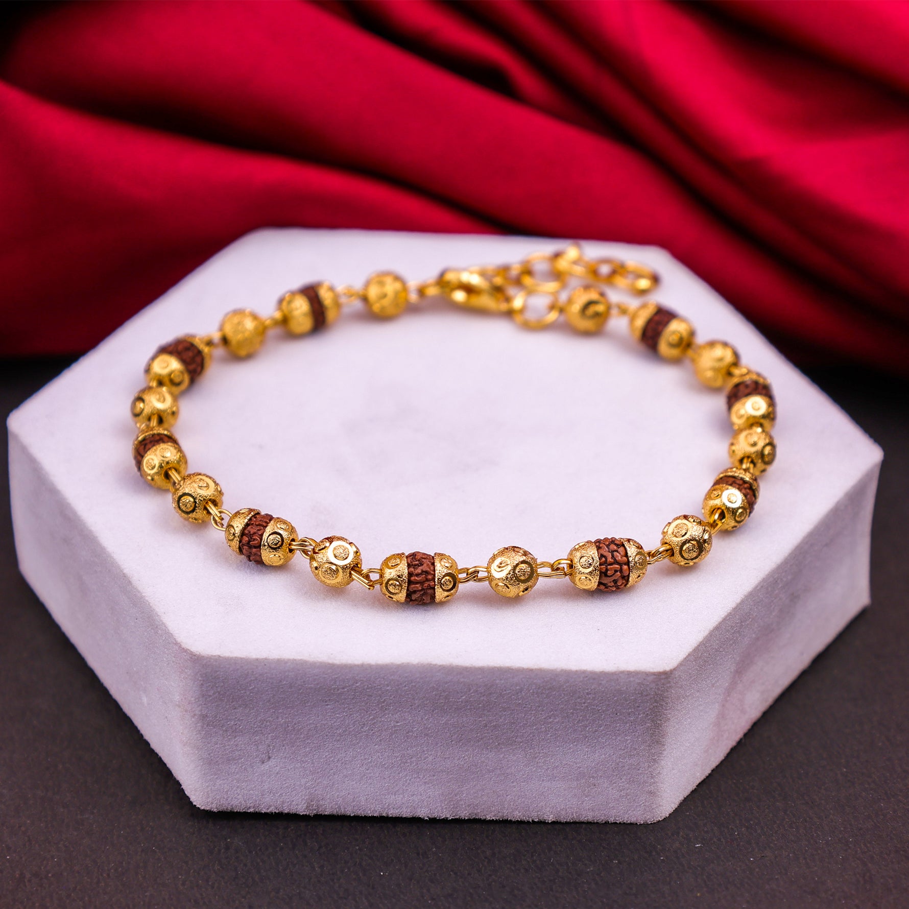 Rudraksha Divya Bracelet Gold Plated - Abhimantrit